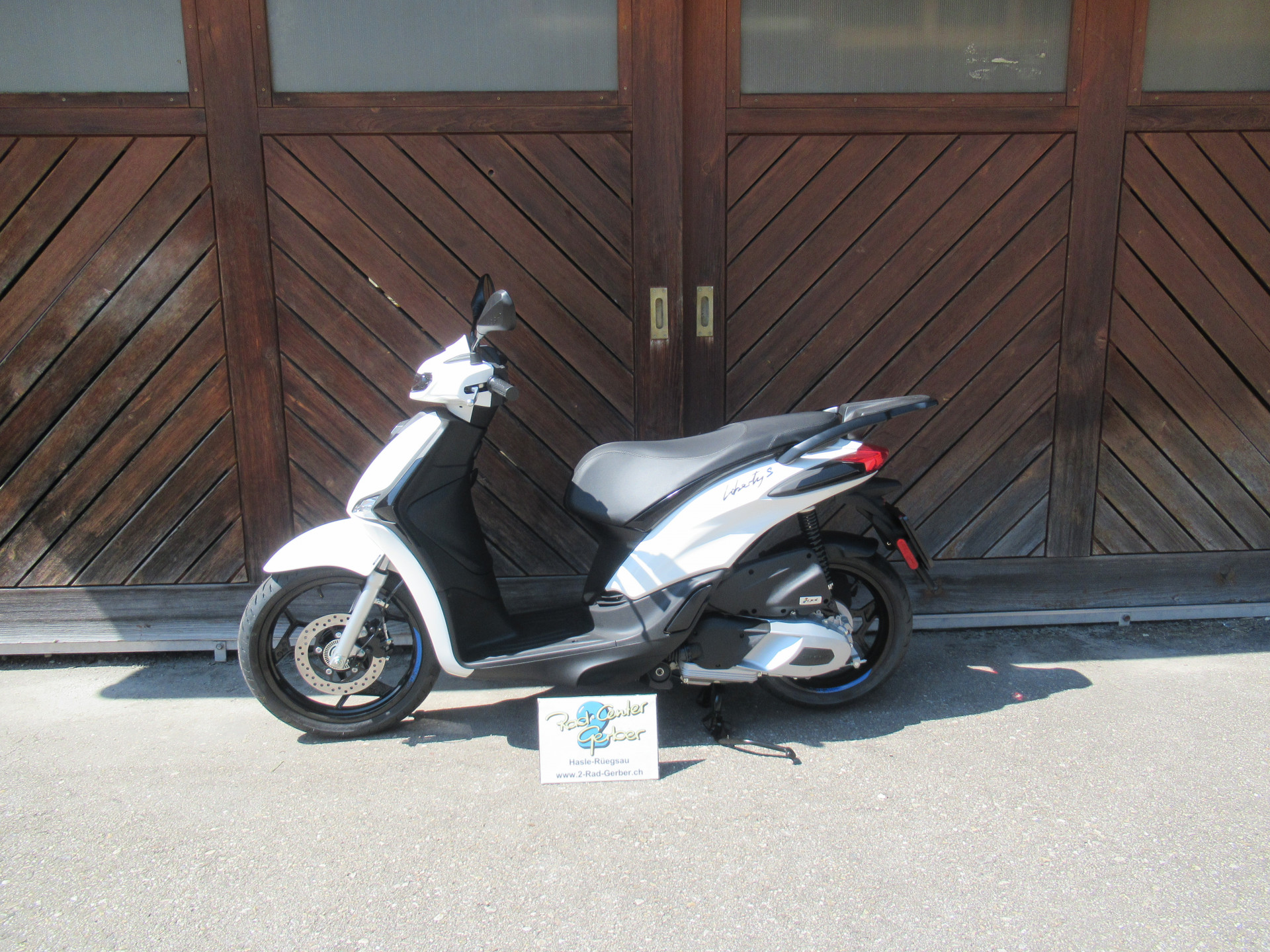 PIAGGIO Liberty 125 Sport-image-3