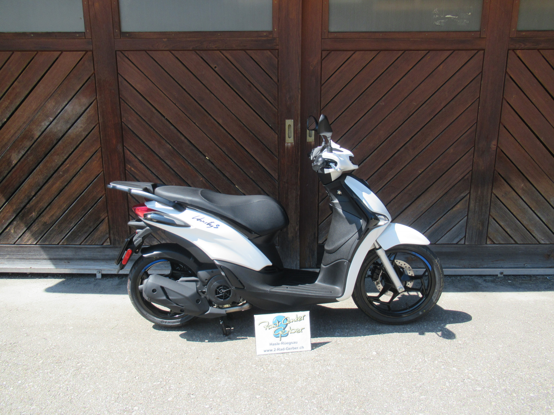 PIAGGIO Liberty 125 Sport-image-1