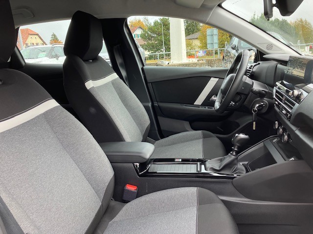 CITROEN C4 1.2 Pure Tech Feel-image-5