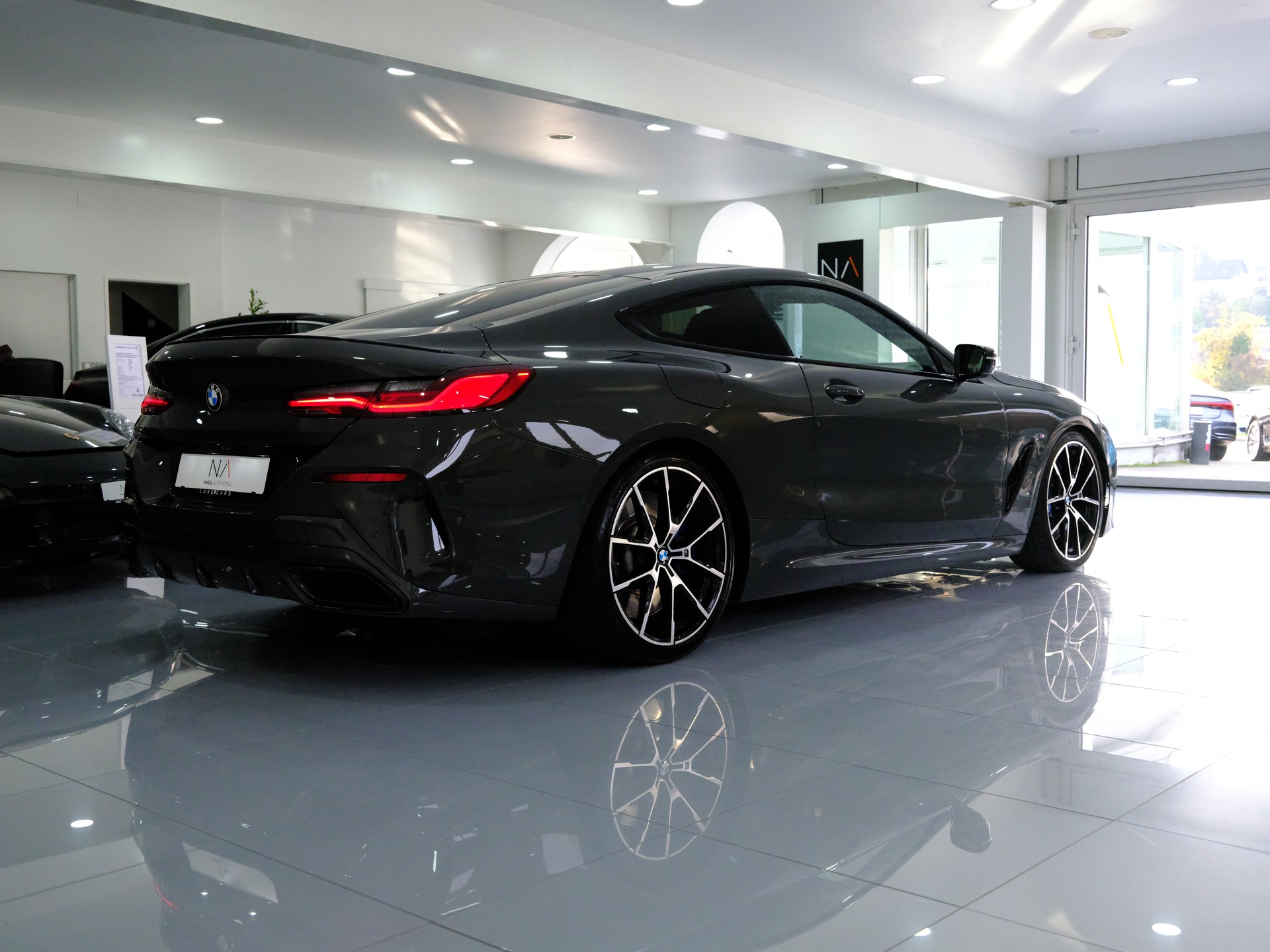 BMW M850i xDrive Steptronic-image-6