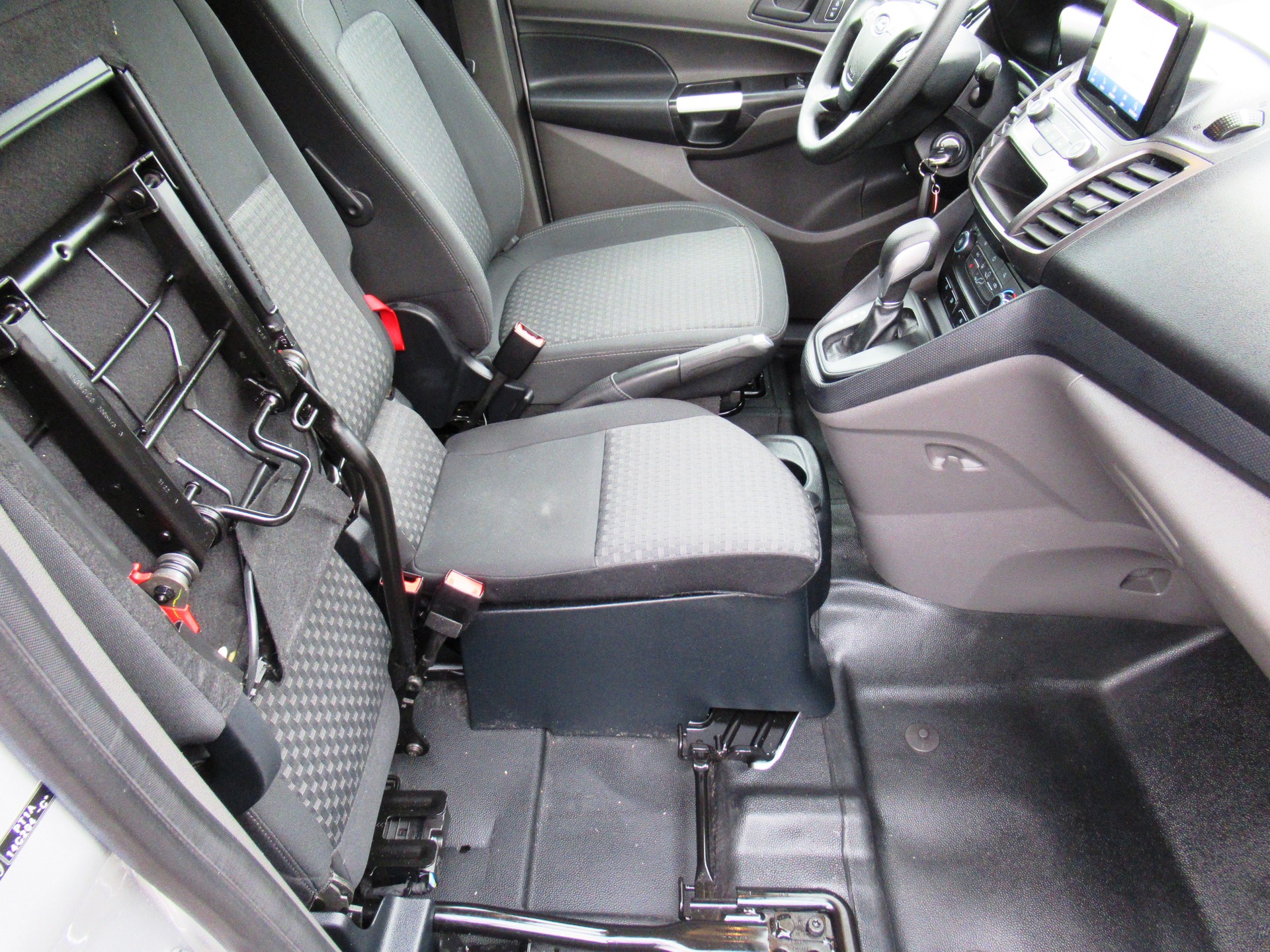 FORD Transit Connect Van T220 1.5 EcoBlue Trend Automat-image-12
