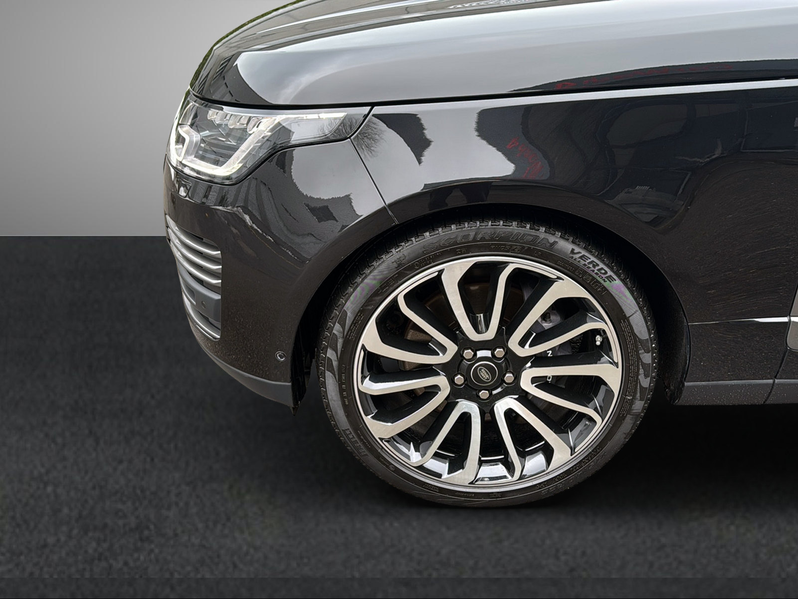 LAND ROVER Range Rover 5.0 V8 S/C Vogue Automatic-showroom-element-3