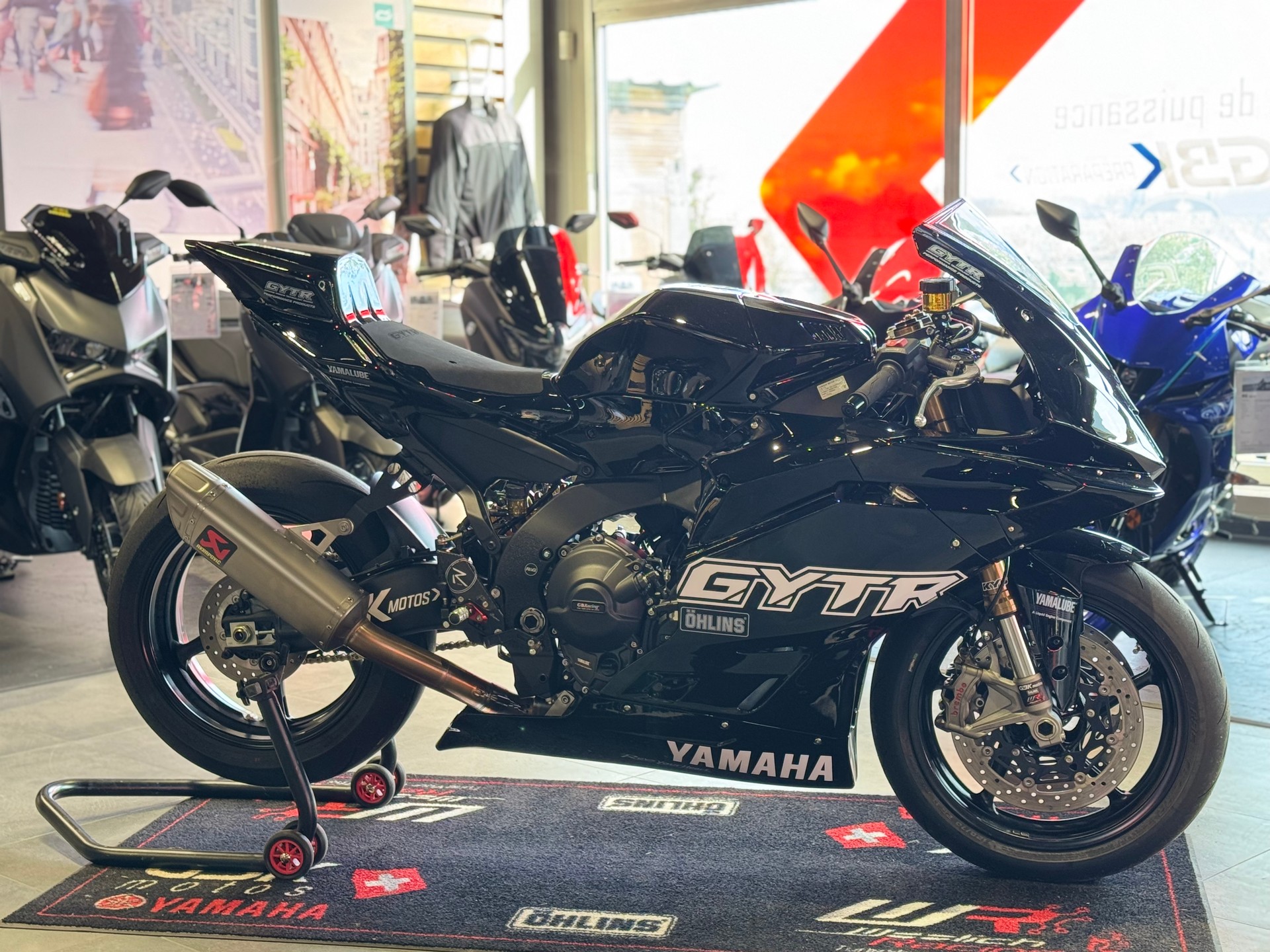 YAMAHA YZF-R9-image-1