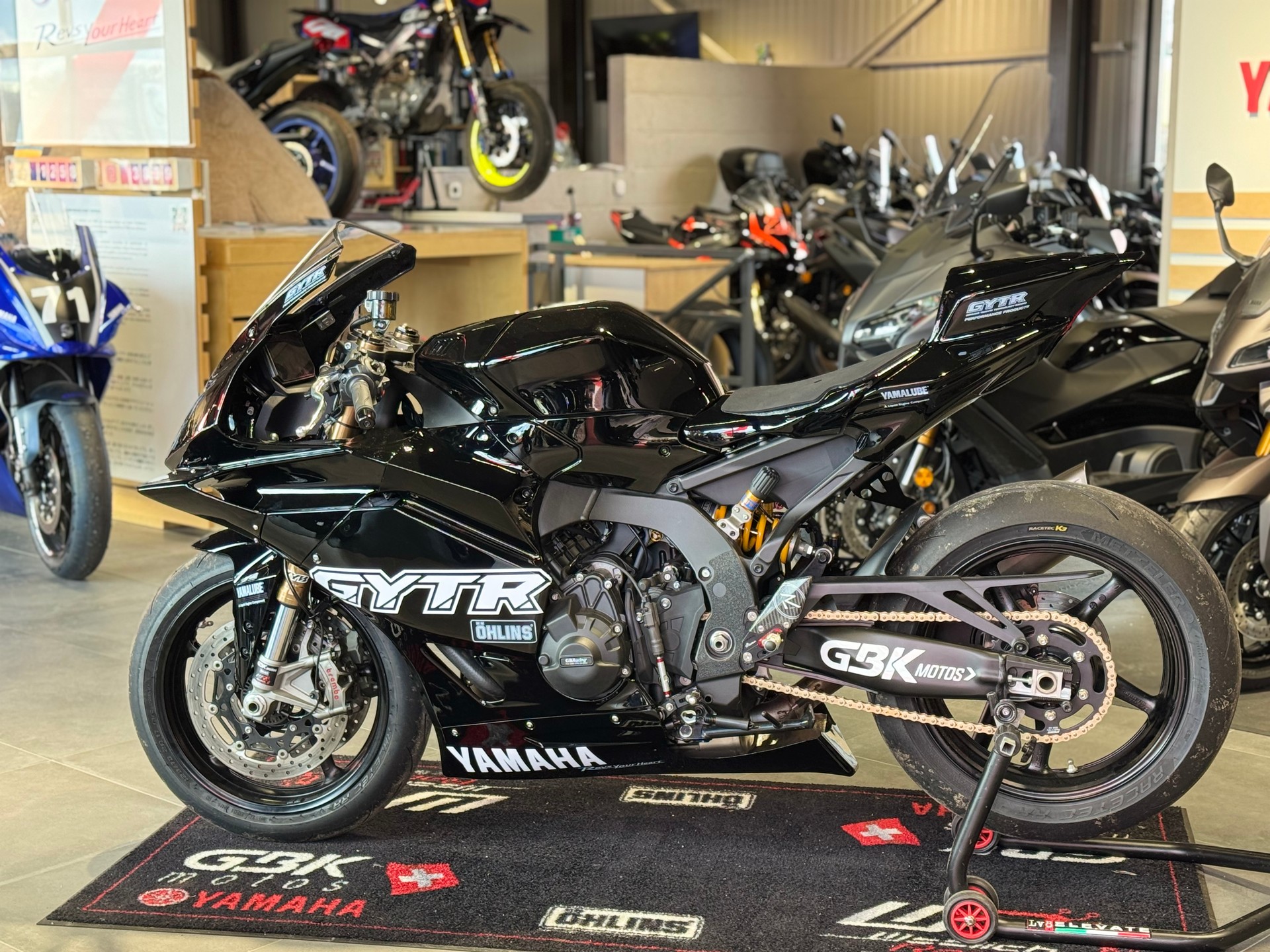 YAMAHA YZF-R9-image-3
