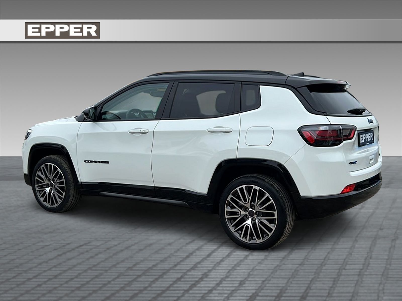 JEEP Compass 1.3 Summit 4xe-showroom-element-2