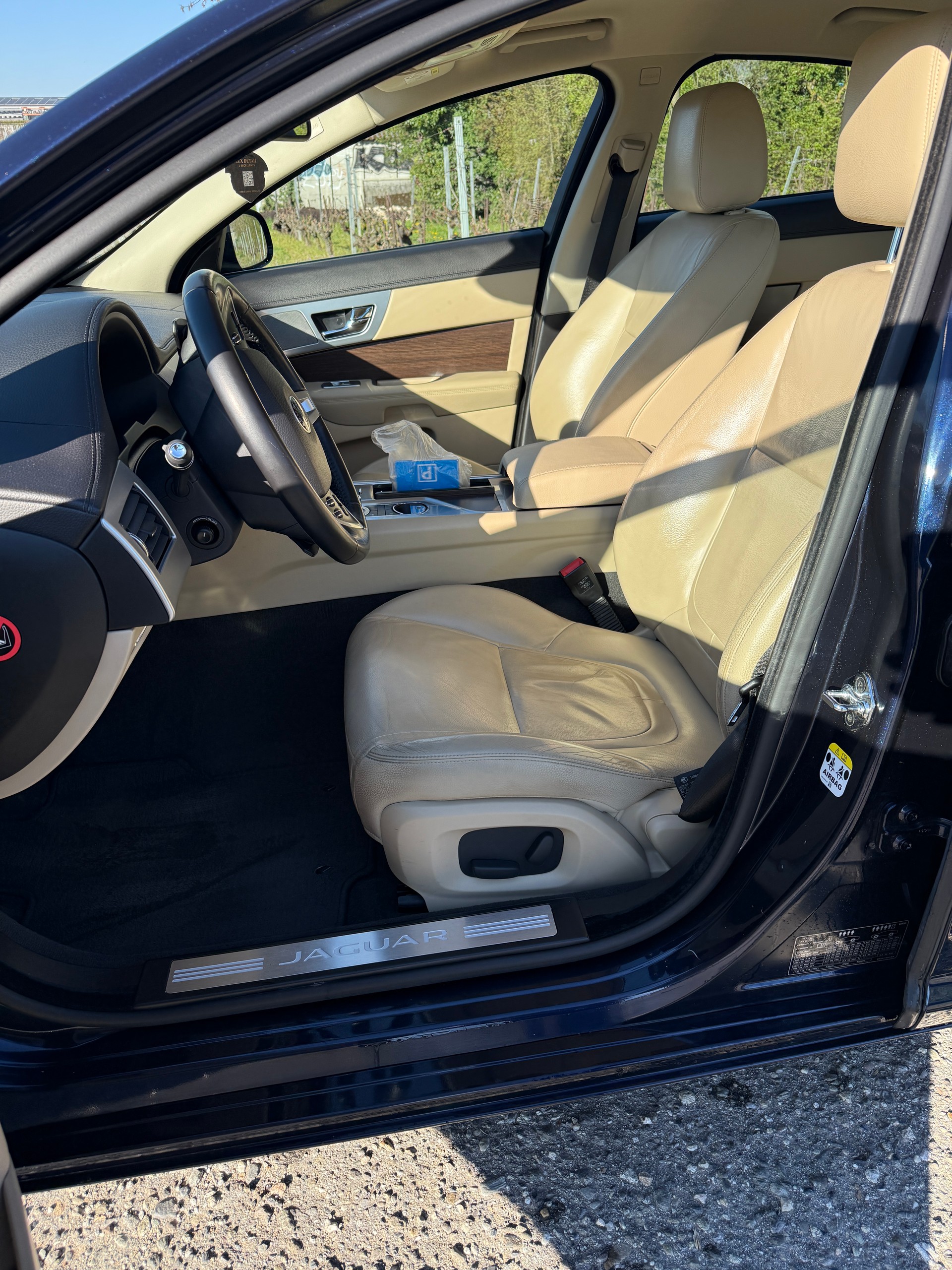 JAGUAR XF 3.0 V6 S/C 4x4-image-7