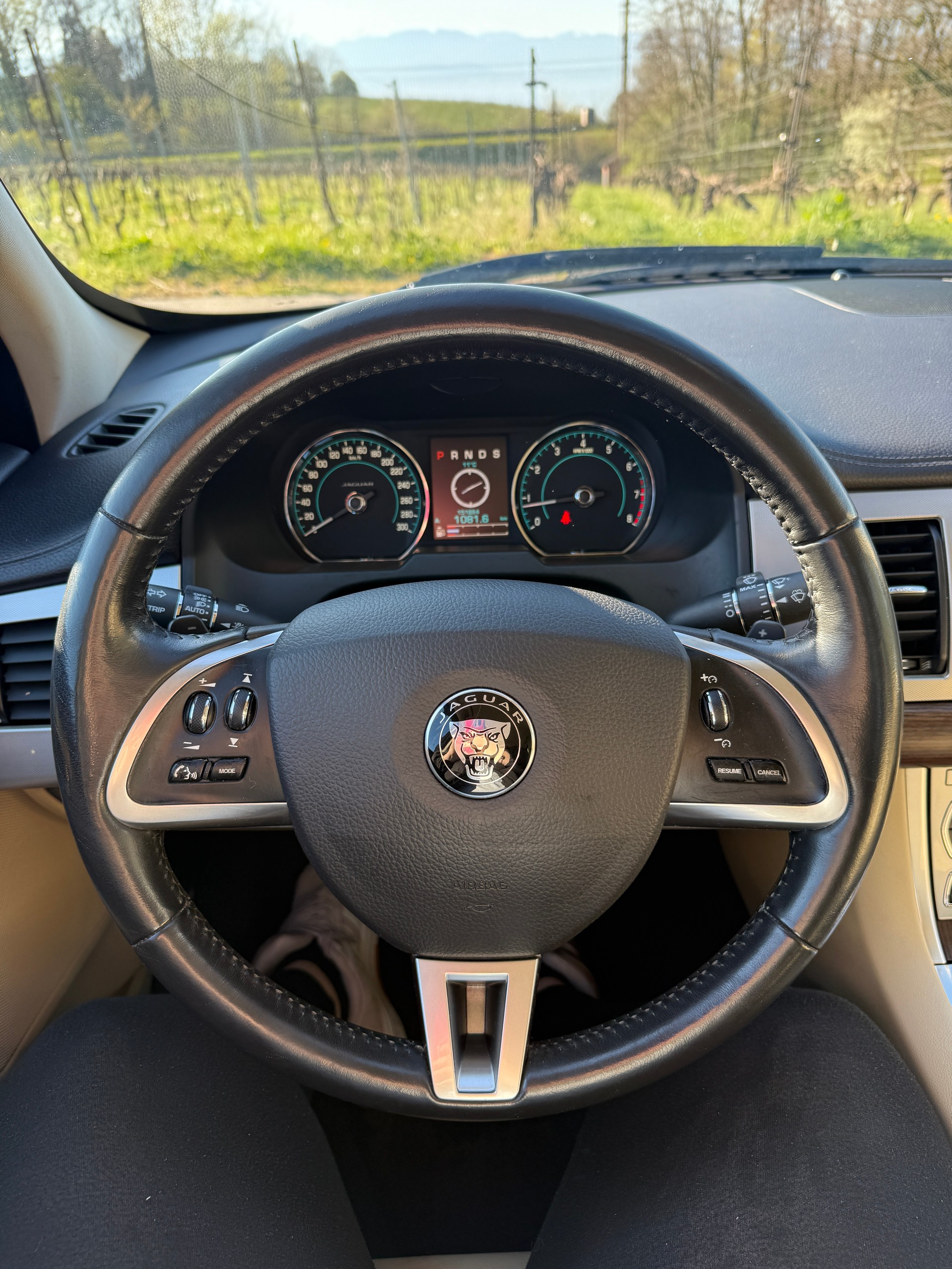 JAGUAR XF 3.0 V6 S/C 4x4-image-10