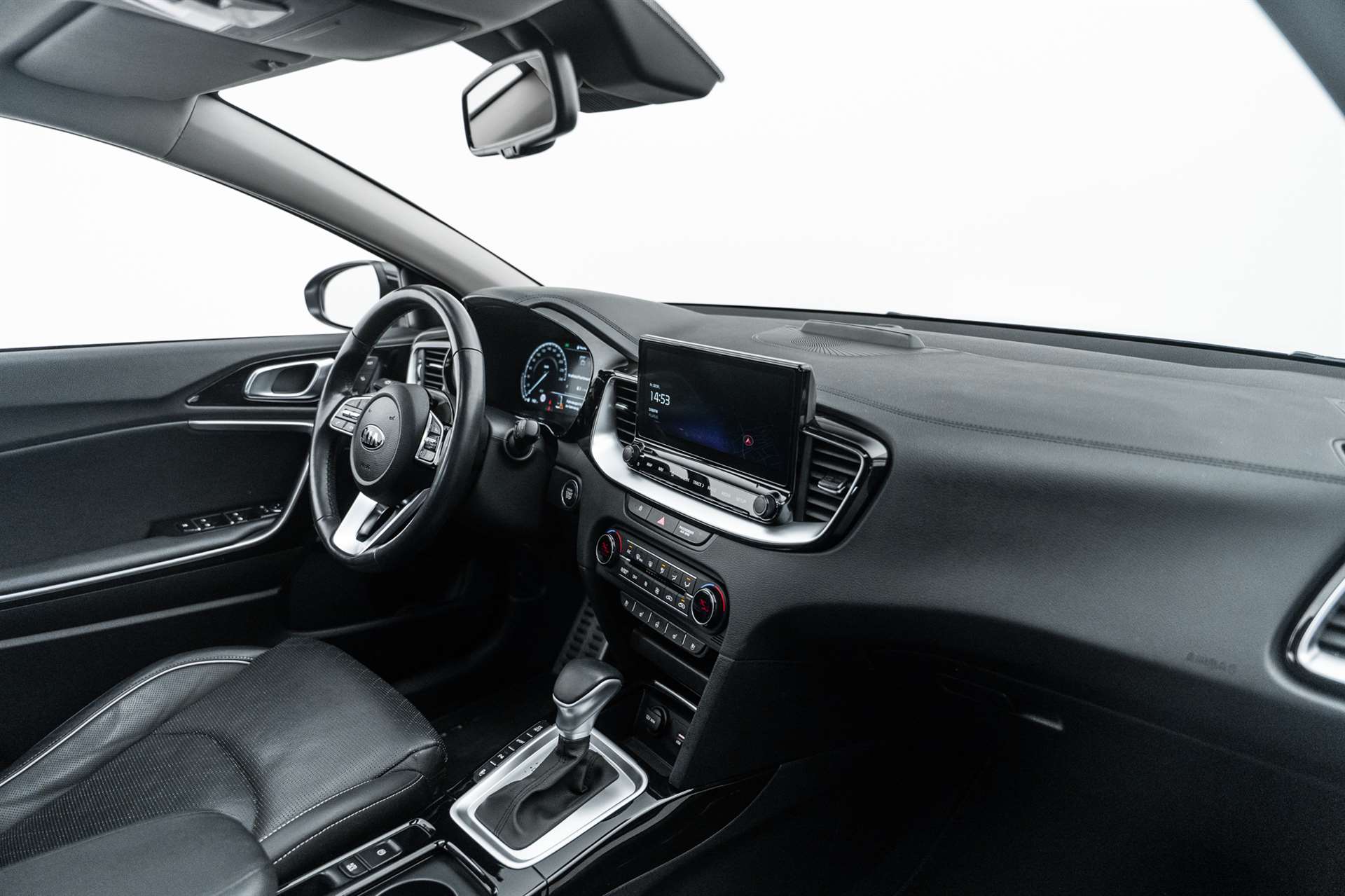 KIA Xceed 1.6 GDi Phev Hybrid Style+ DCT-image-9