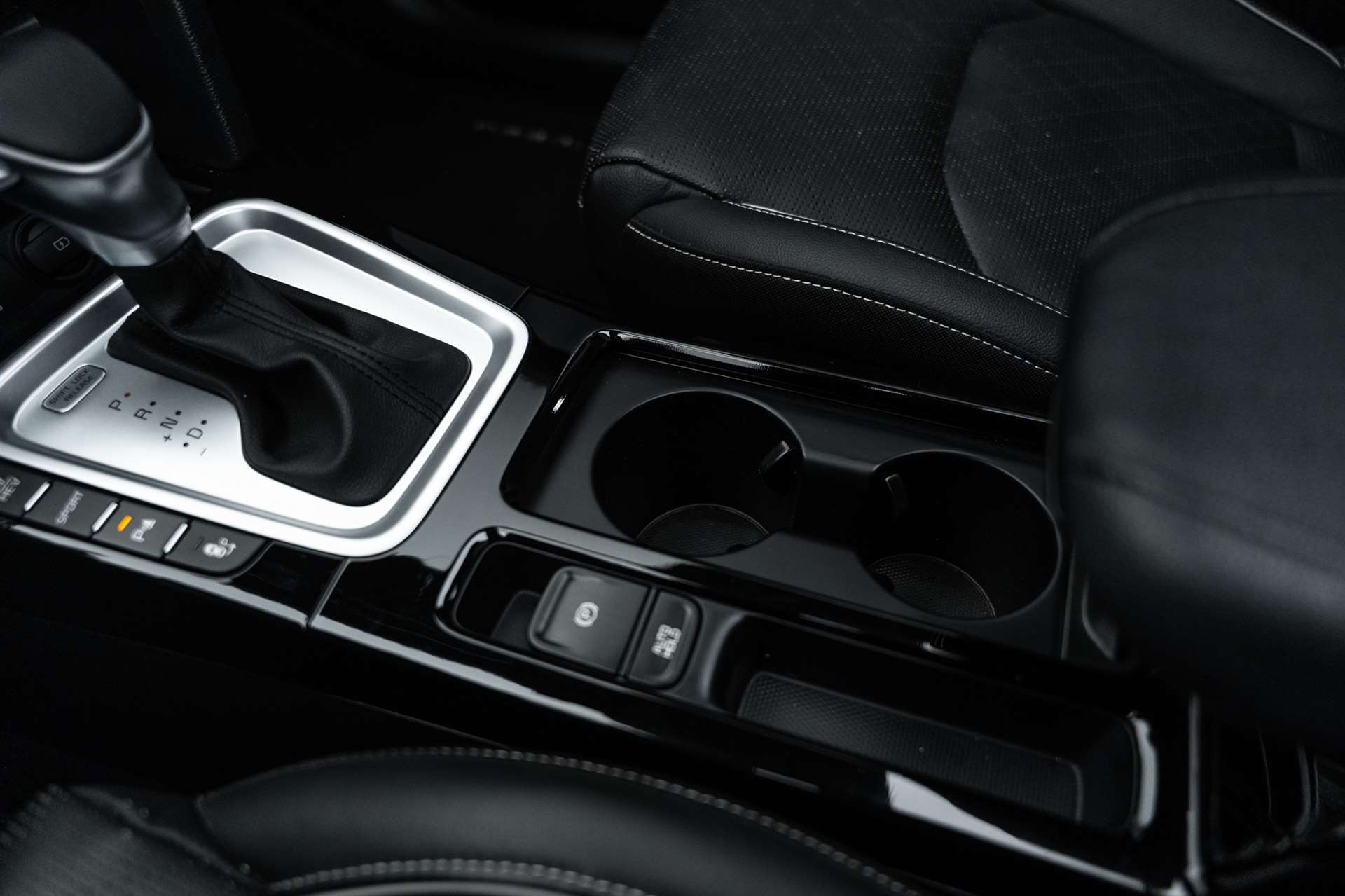KIA Xceed 1.6 GDi Phev Hybrid Style+ DCT-image-26