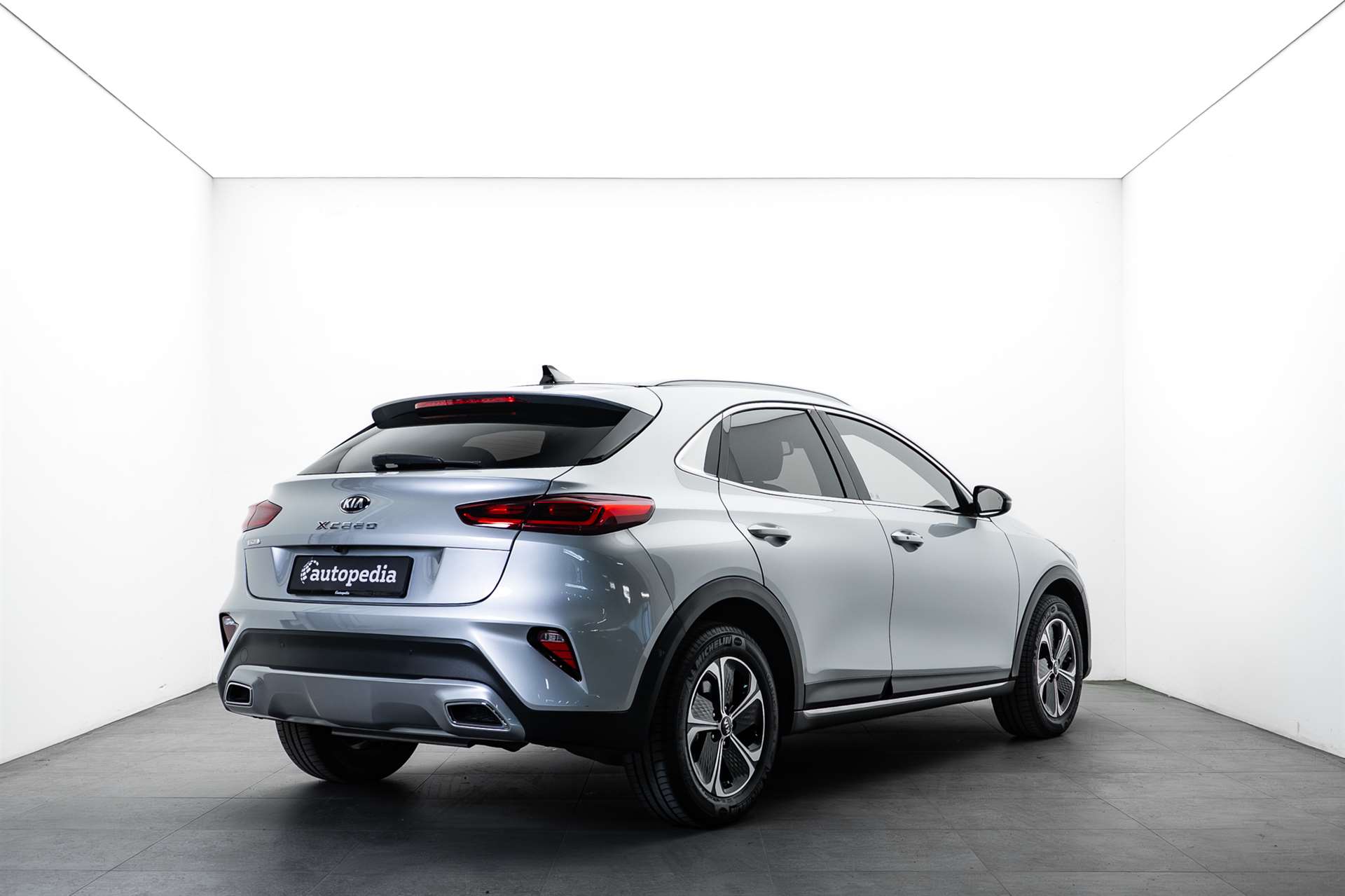 KIA Xceed 1.6 GDi Phev Hybrid Style+ DCT-showroom-element-2