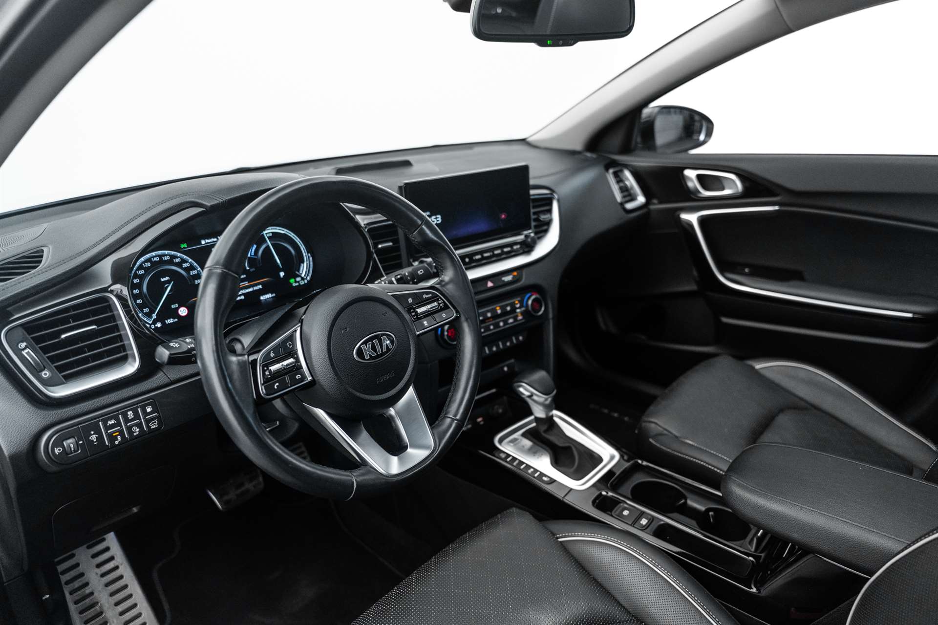KIA Xceed 1.6 GDi Phev Hybrid Style+ DCT-image-6