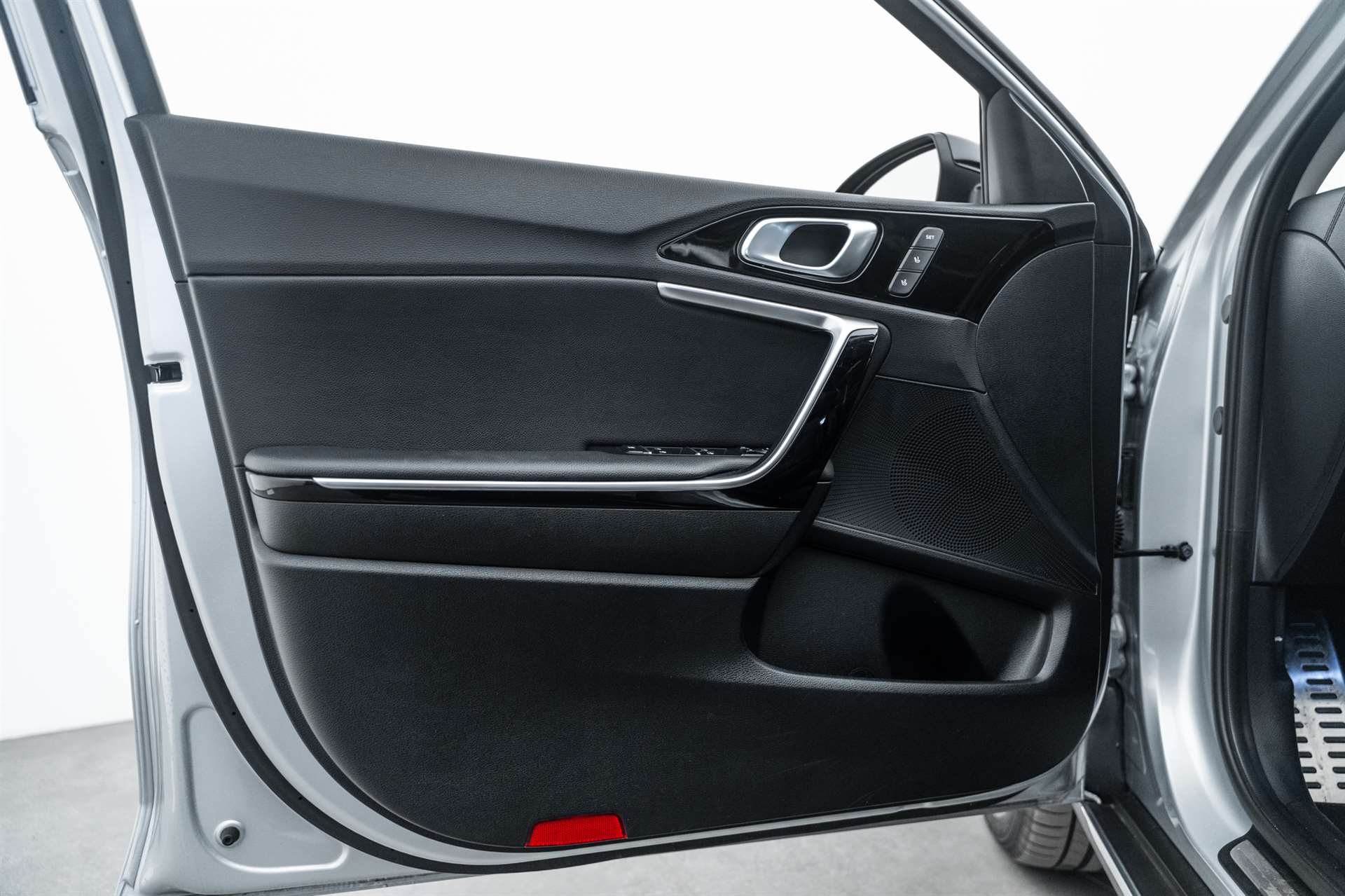 KIA Xceed 1.6 GDi Phev Hybrid Style+ DCT-image-5