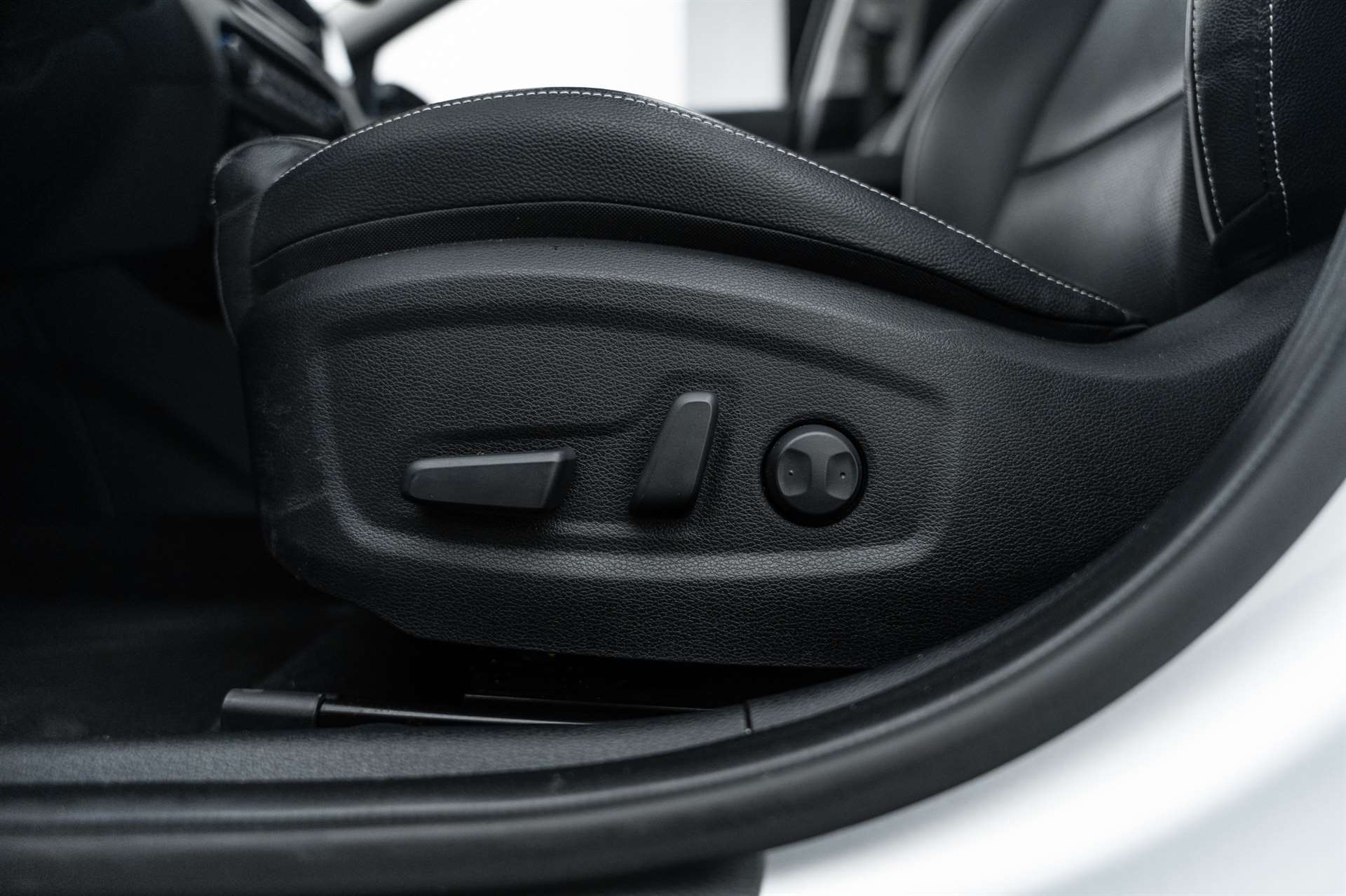 KIA Xceed 1.6 GDi Phev Hybrid Style+ DCT-image-15