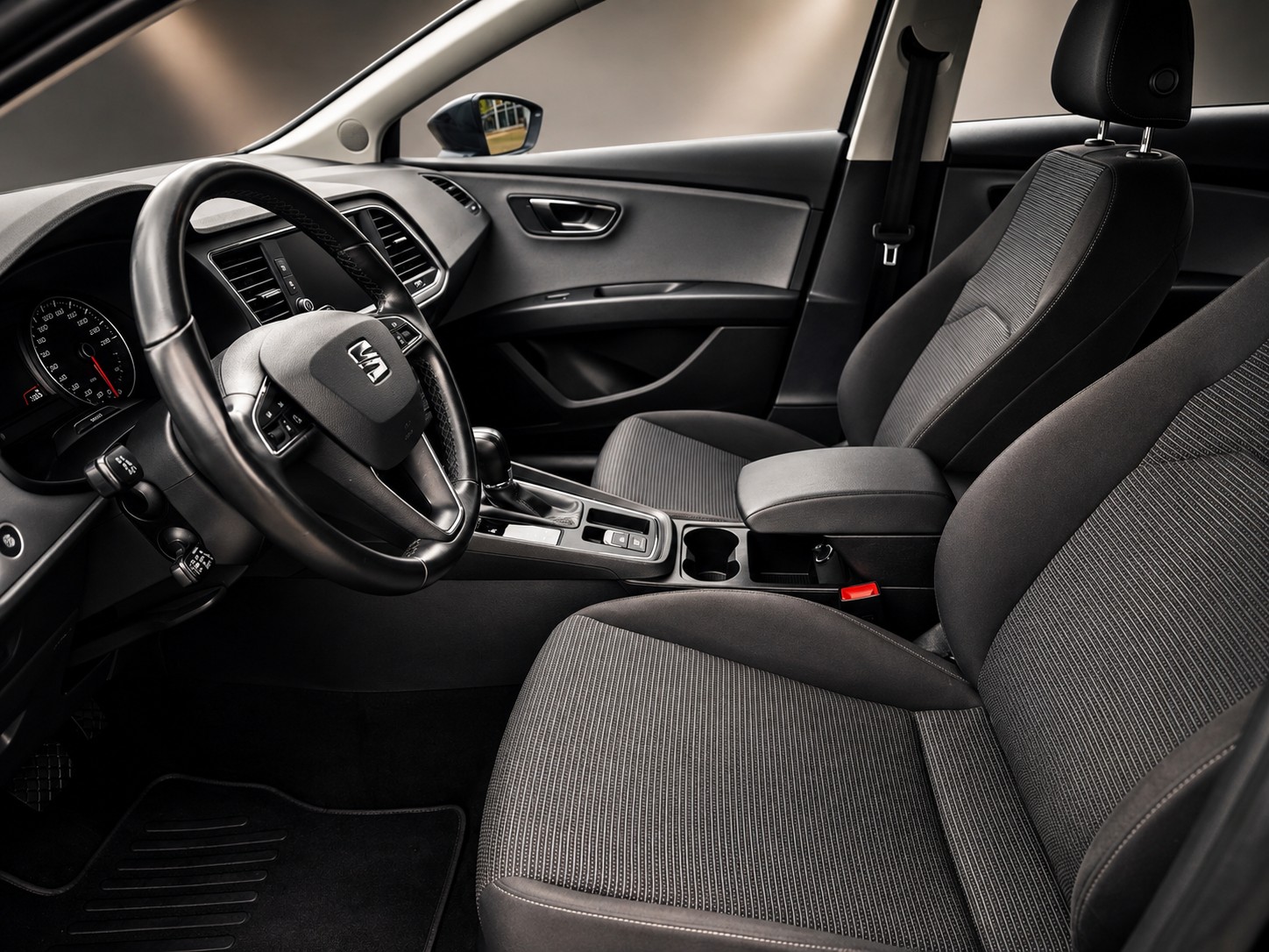 SEAT Leon 1.6 TDI CR Style DSG-image-11