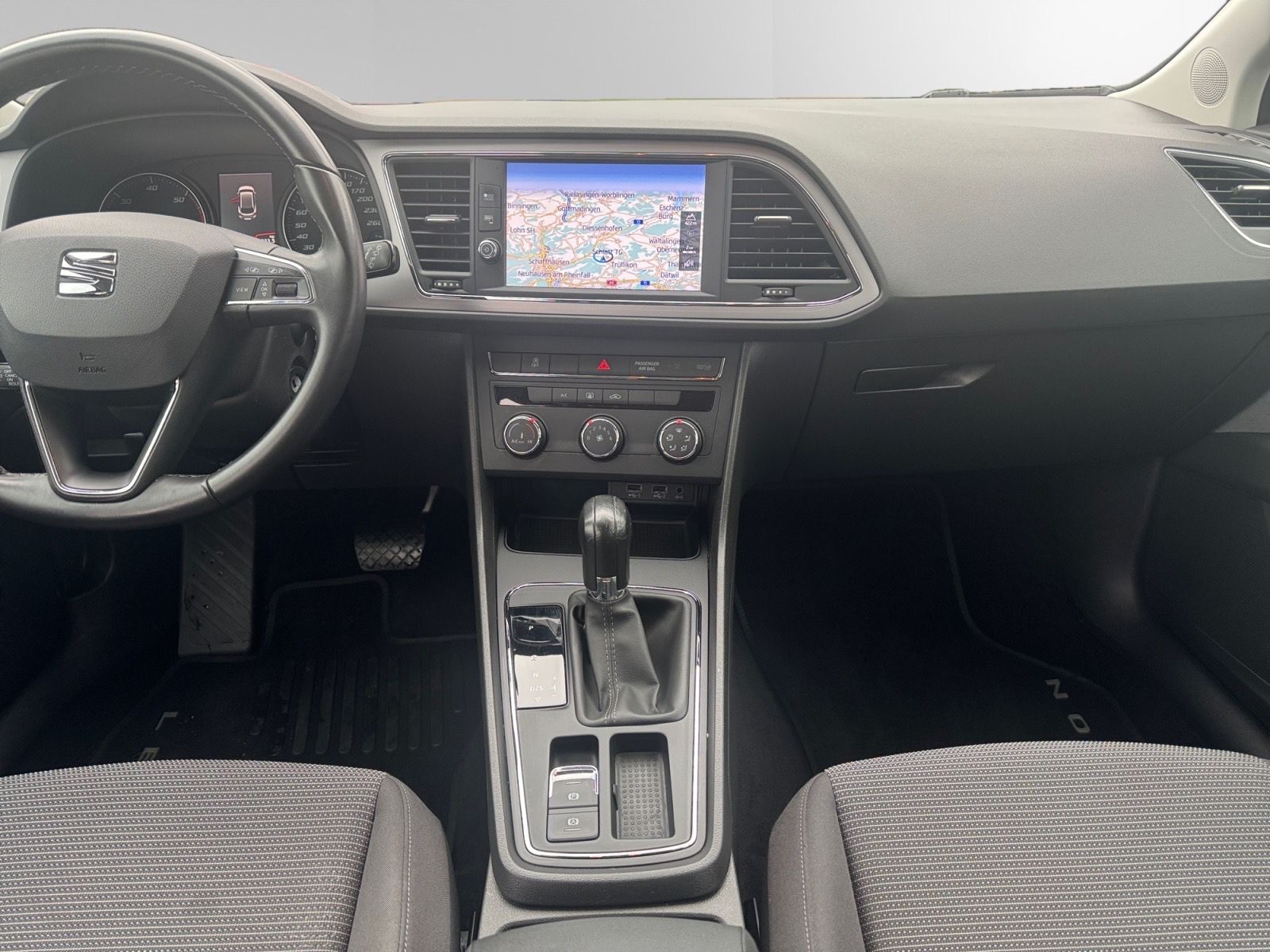 SEAT Leon 1.6 TDI CR Style DSG-image-11