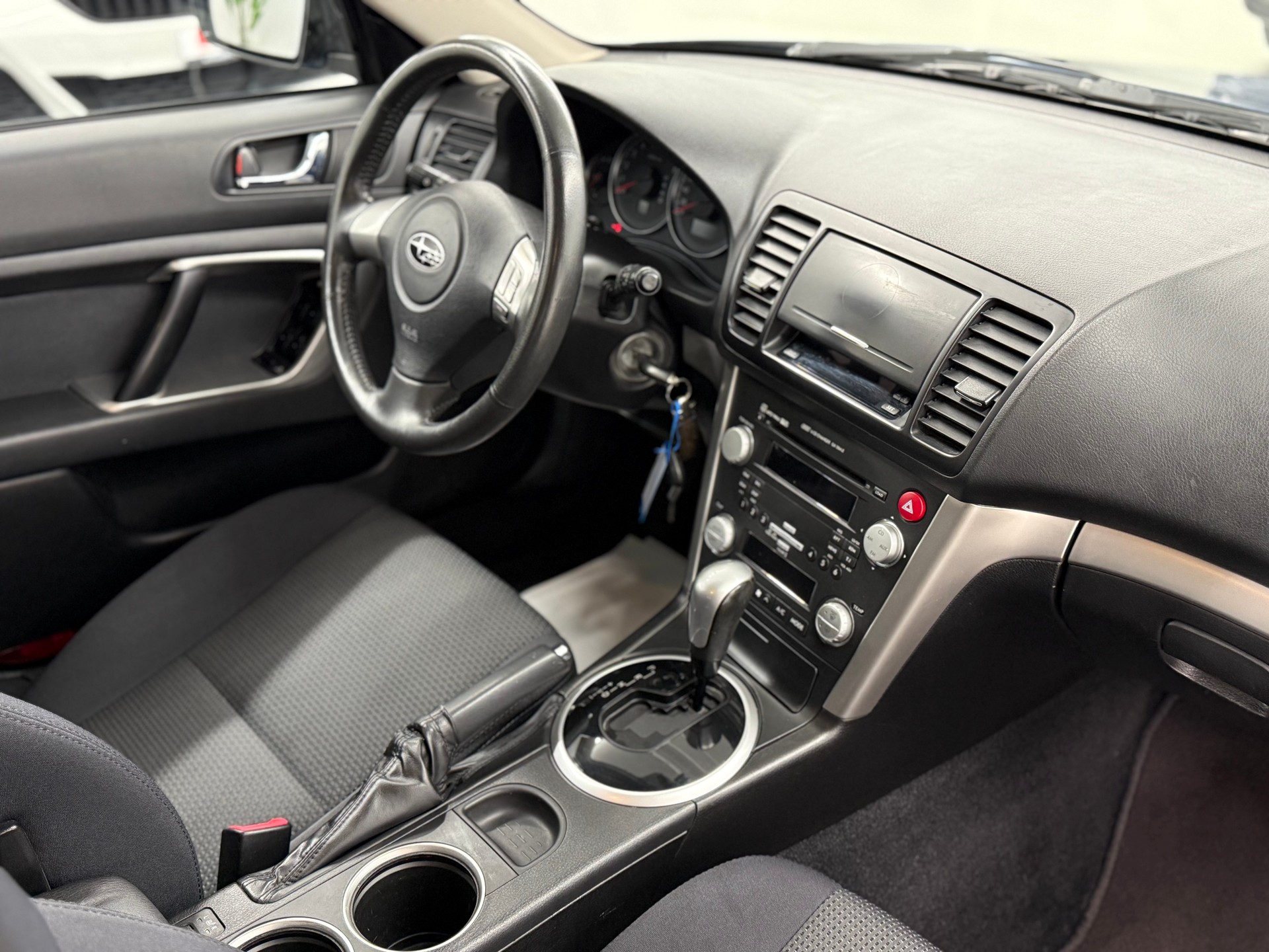 SUBARU Legacy 2.0R AWD Joker Automatic-image-14