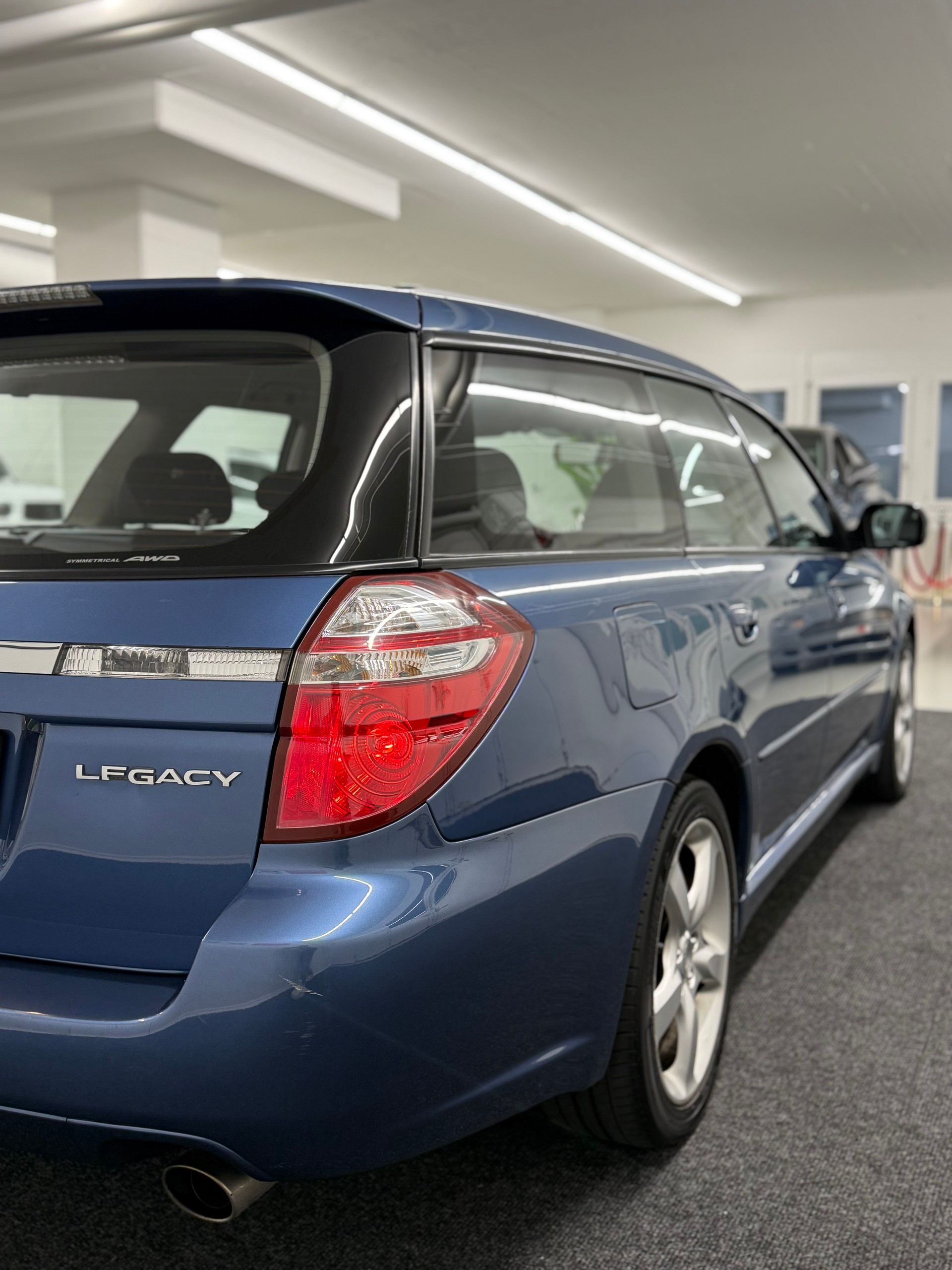 SUBARU Legacy 2.0R AWD Joker Automatic-image-4