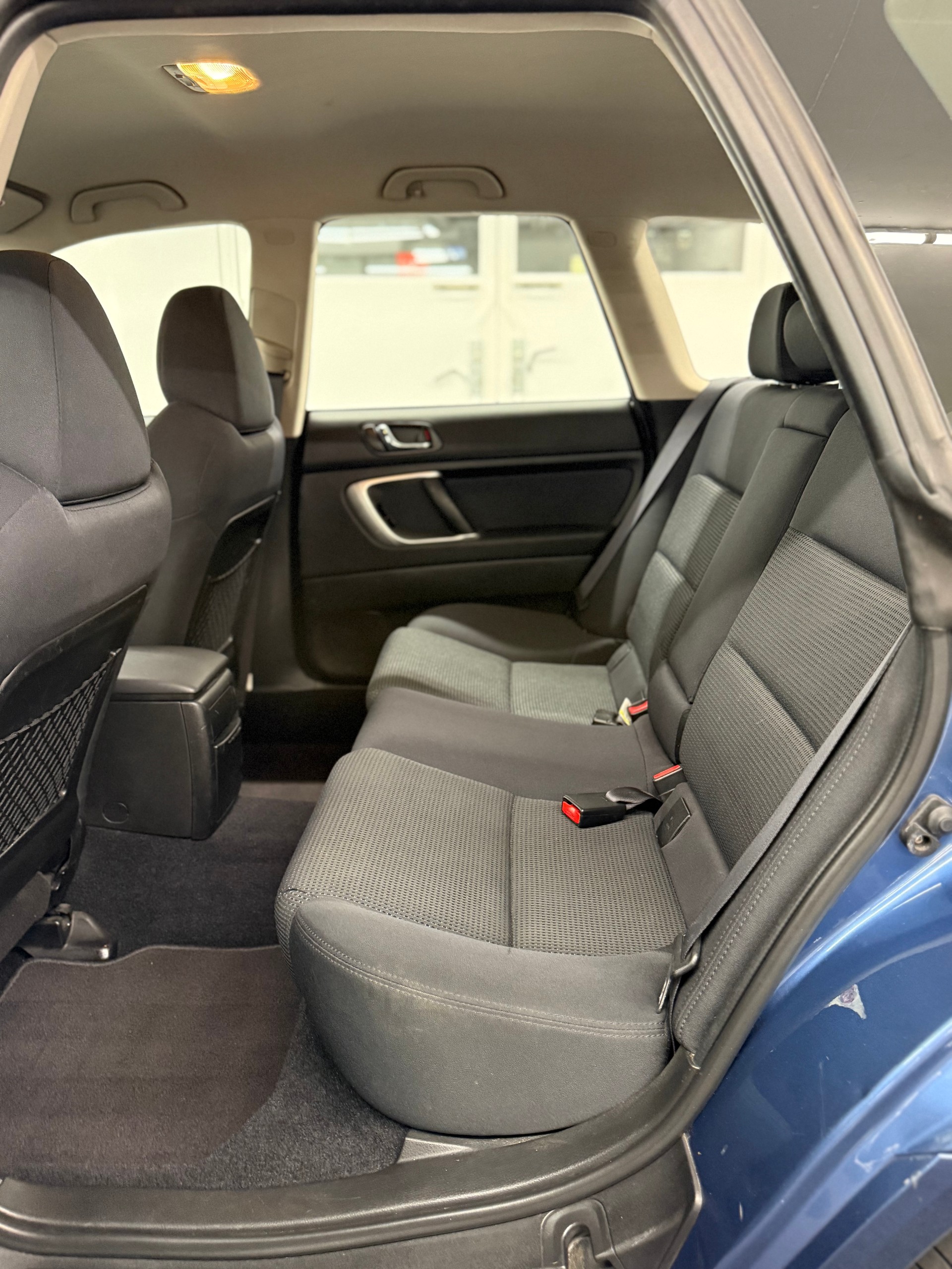 SUBARU Legacy 2.0R AWD Joker Automatic-image-16