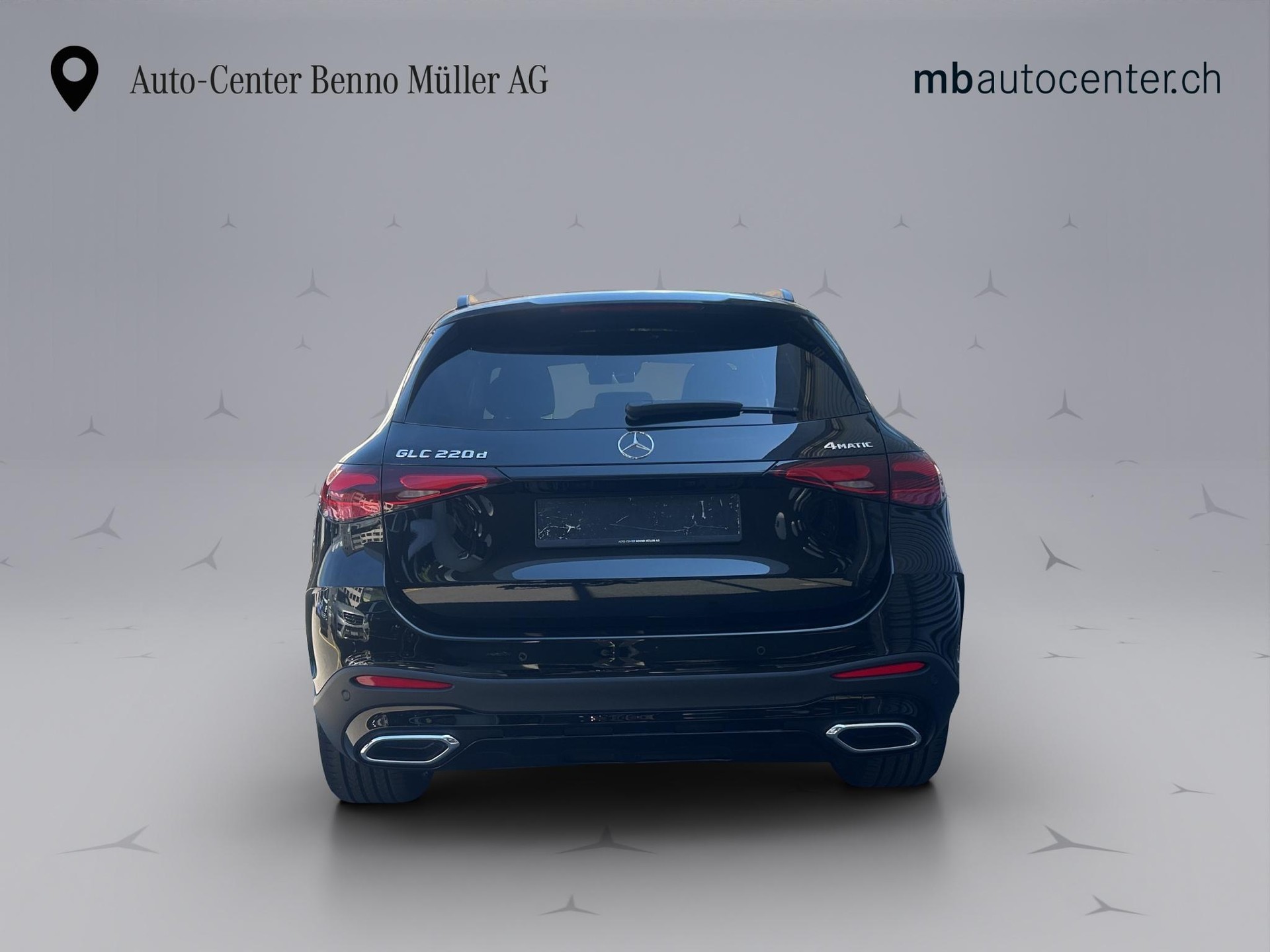 MERCEDES-BENZ GLC 220 d AMG Line 4matic-image-4