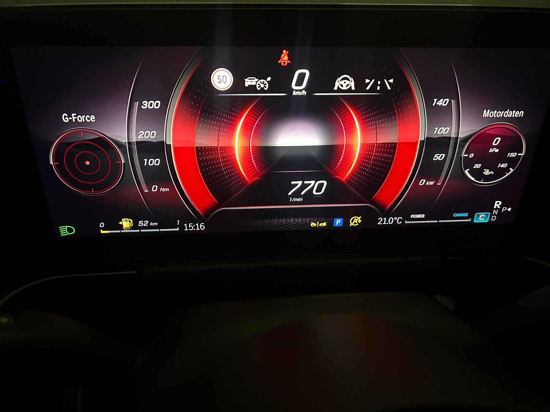 MERCEDES-BENZ GLA 220 4Matic 8G-DCT -Facelift Modell-CH Fahrzeug mit Gratisservice und Werksgarantie-Burmester Sound-Schiebedach-el. Sitze-image-16