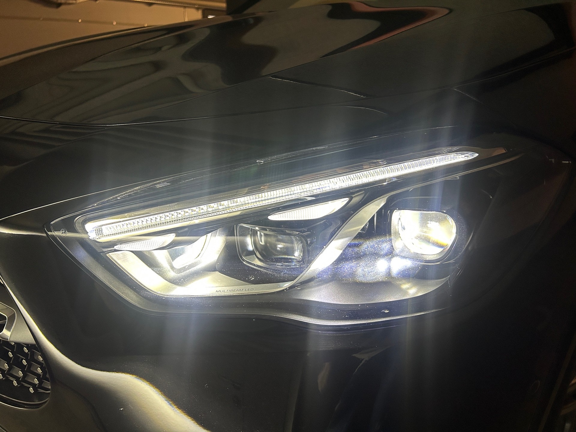 MERCEDES-BENZ GLA 220 4Matic 8G-DCT -Facelift Modell-CH Fahrzeug mit Gratisservice und Werksgarantie-Burmester Sound-Schiebedach-el. Sitze-image-24