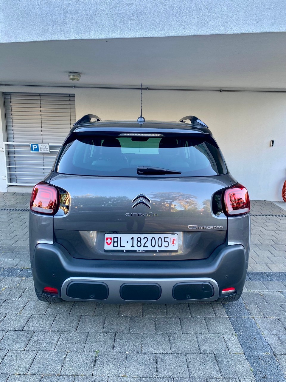 CITROEN C3 Aircross 1.2i PureTech Shine Pack EAT6-image-14