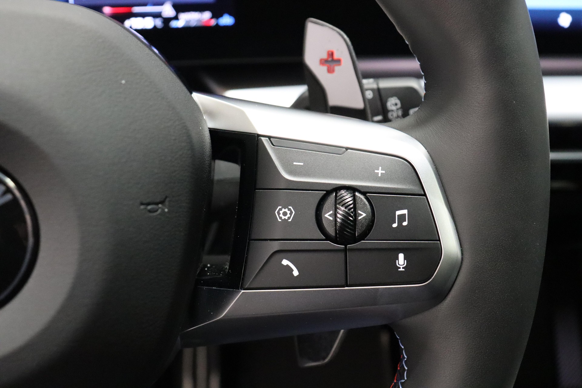 BMW X1 M35i-image-20