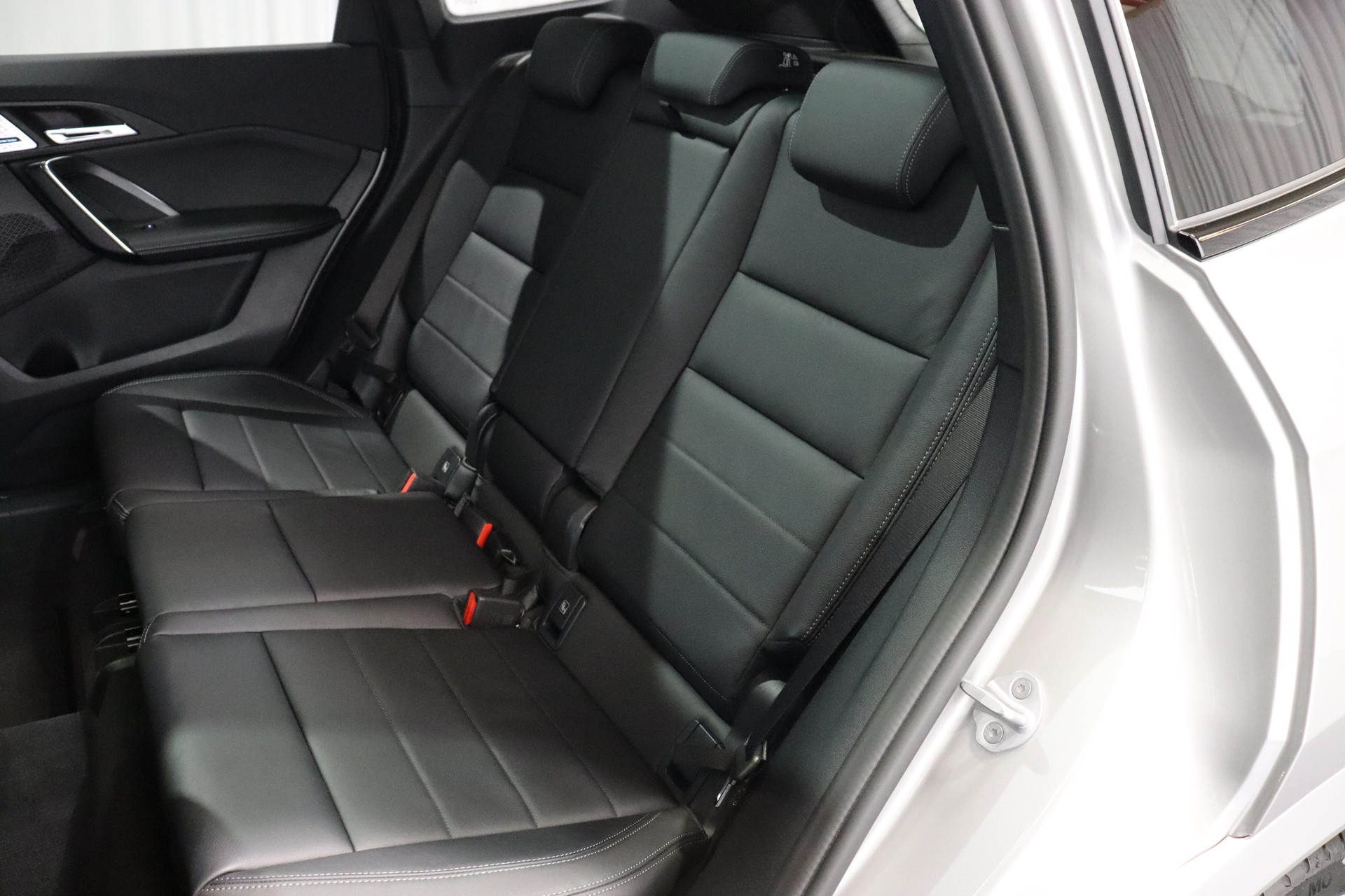 BMW X1 M35i-image-9