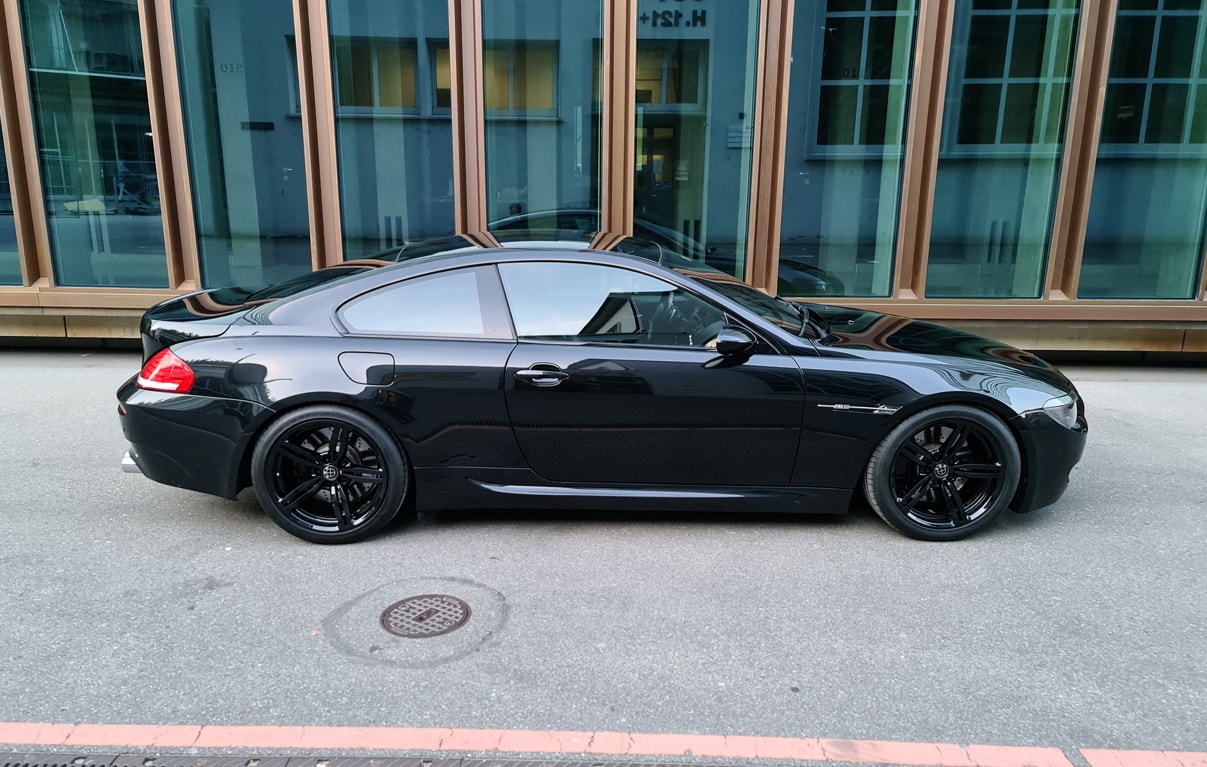 BMW M6-image-12