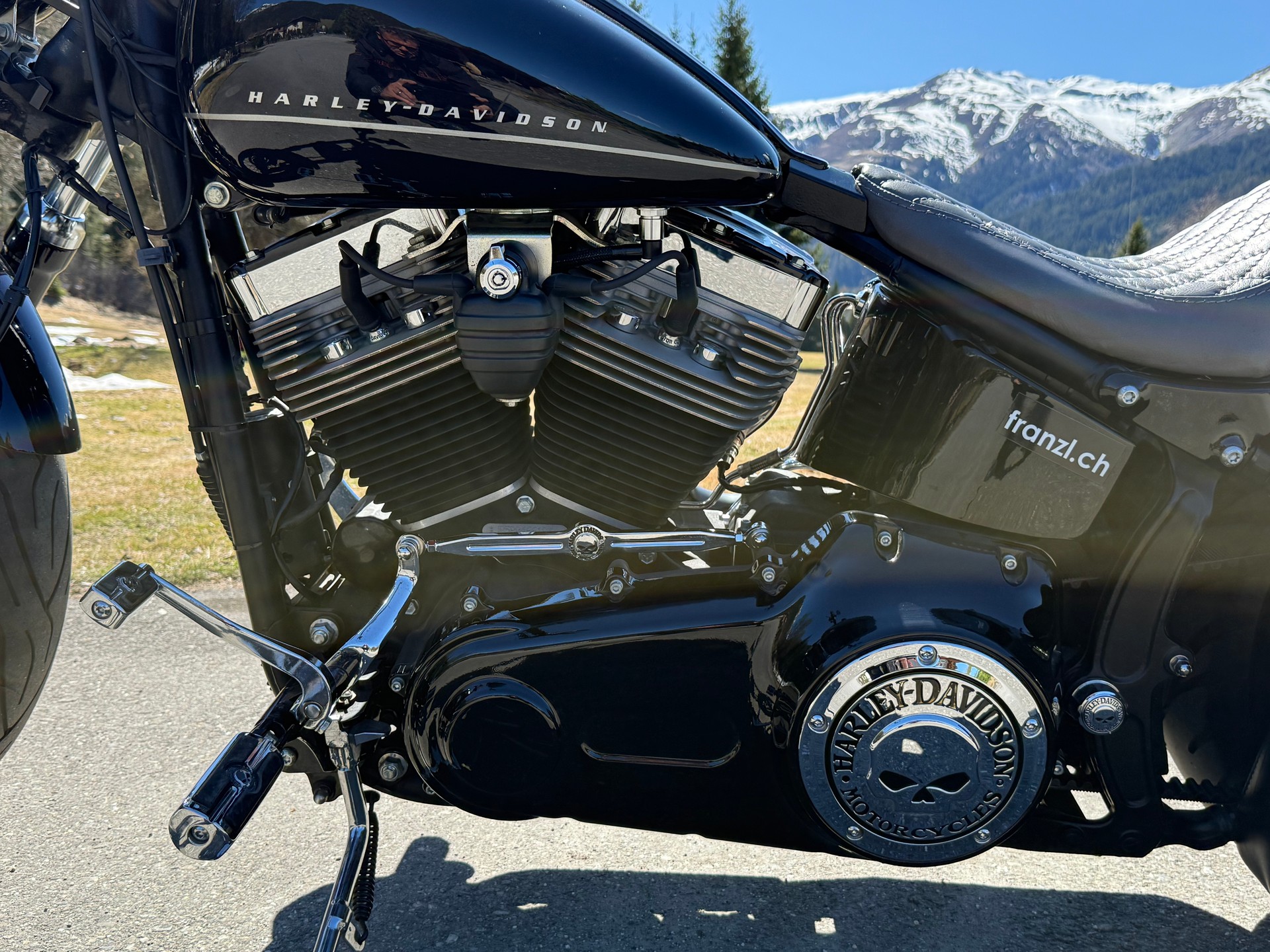 HARLEY-DAVIDSON FXS Blackline Bündner Bike-image-5