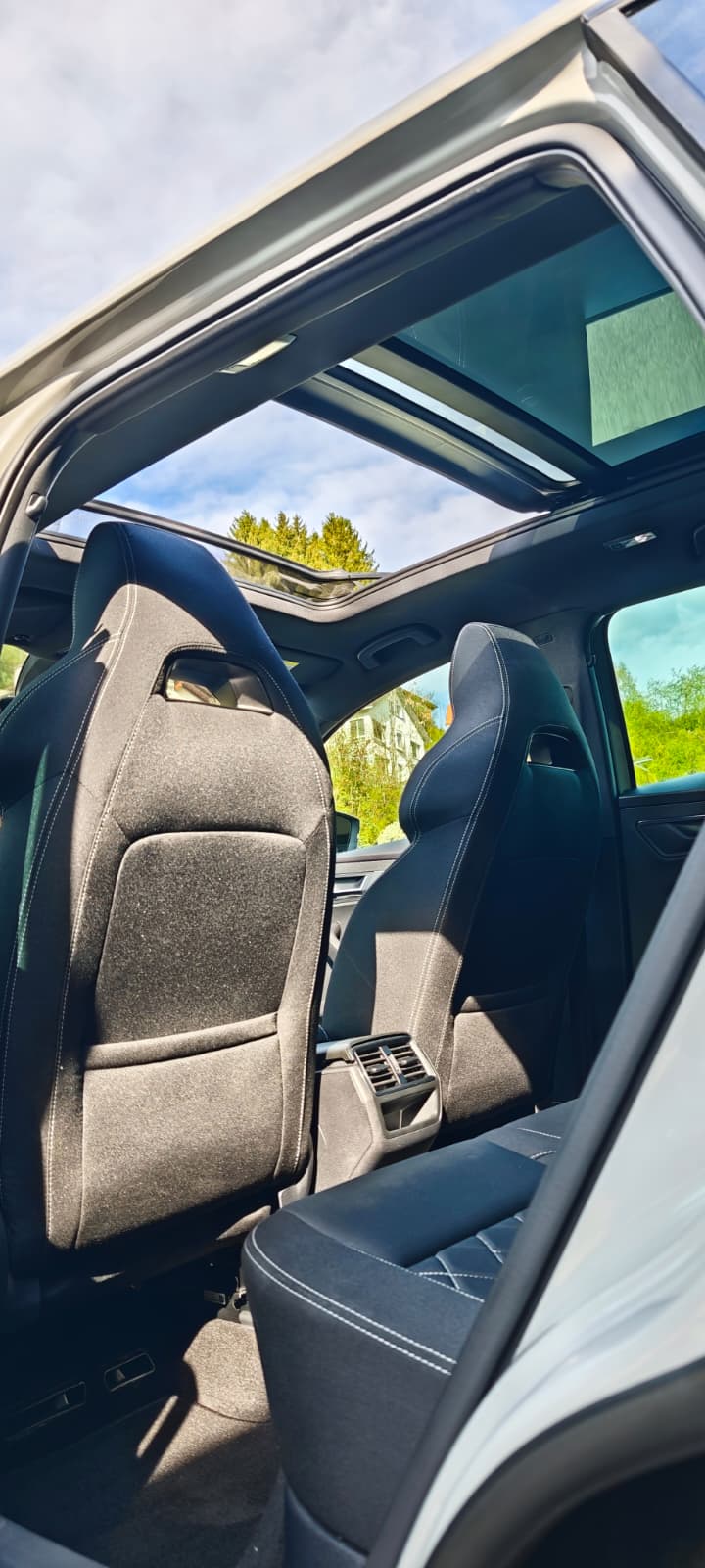 SKODA Karoq 2.0 TSI SportLine 4x4 DSG-image-12