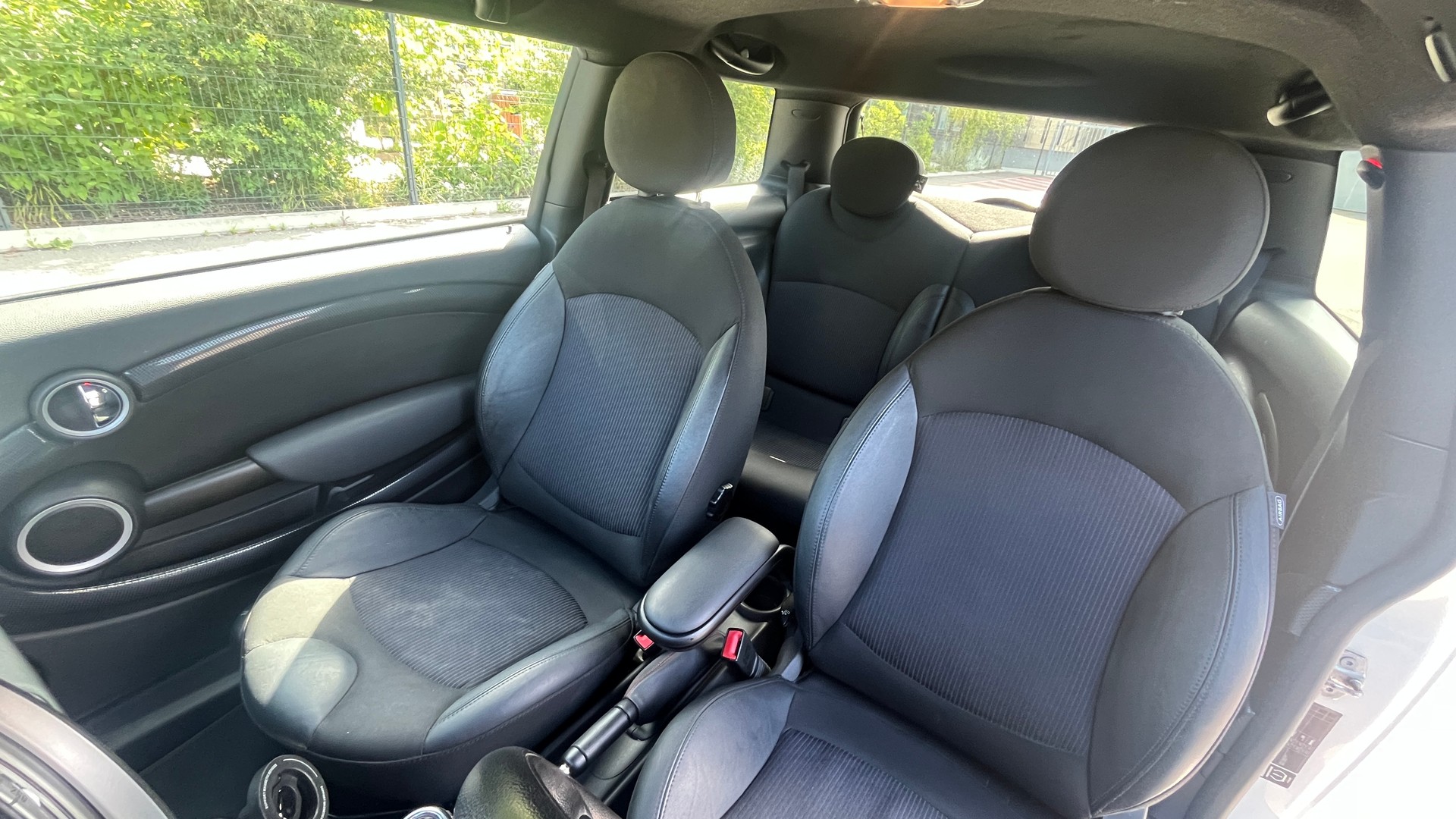 MINI Cooper S-image-9