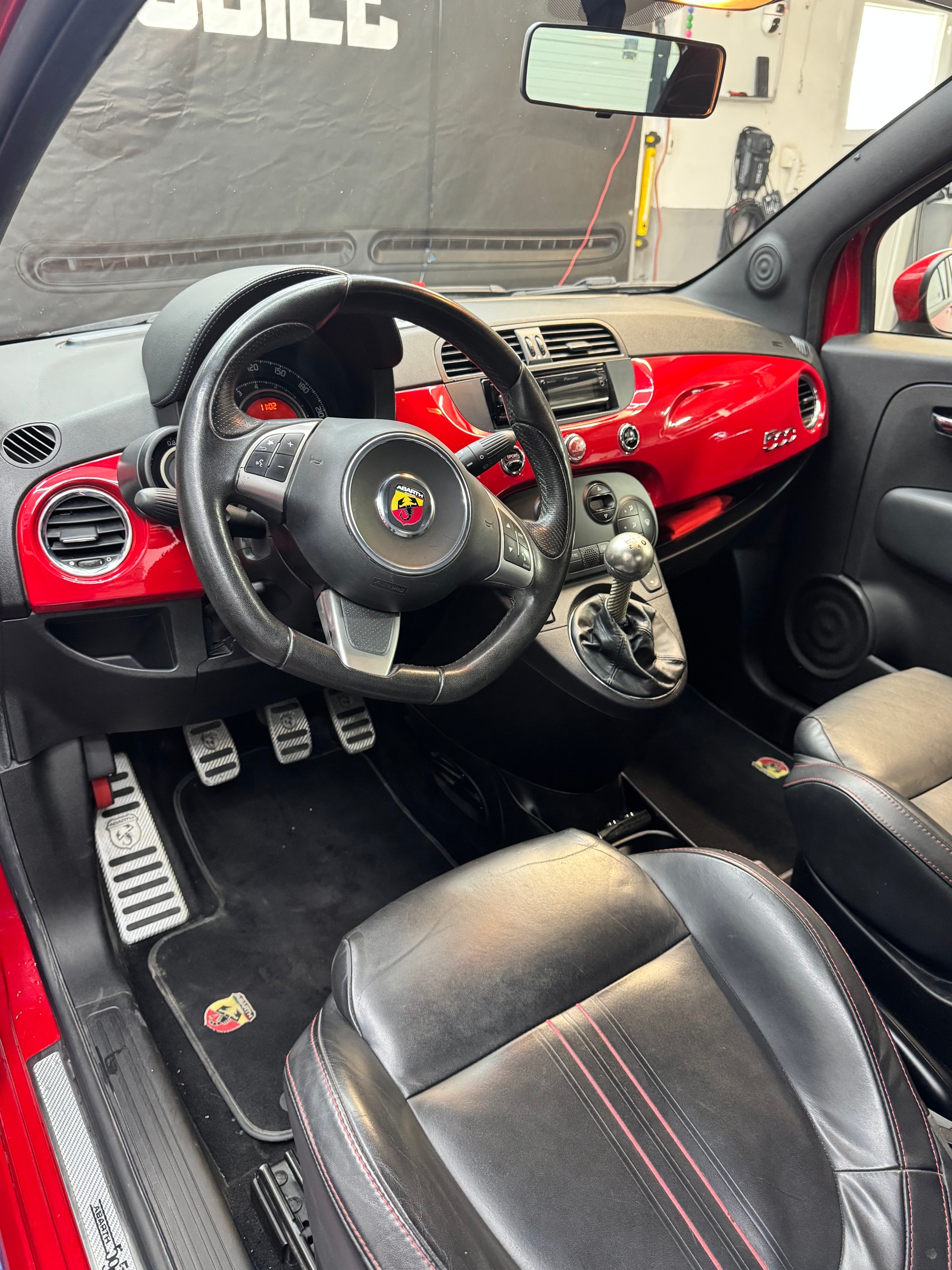 FIAT 595C 1.4 16V Turbo Abarth Turismo-image-11