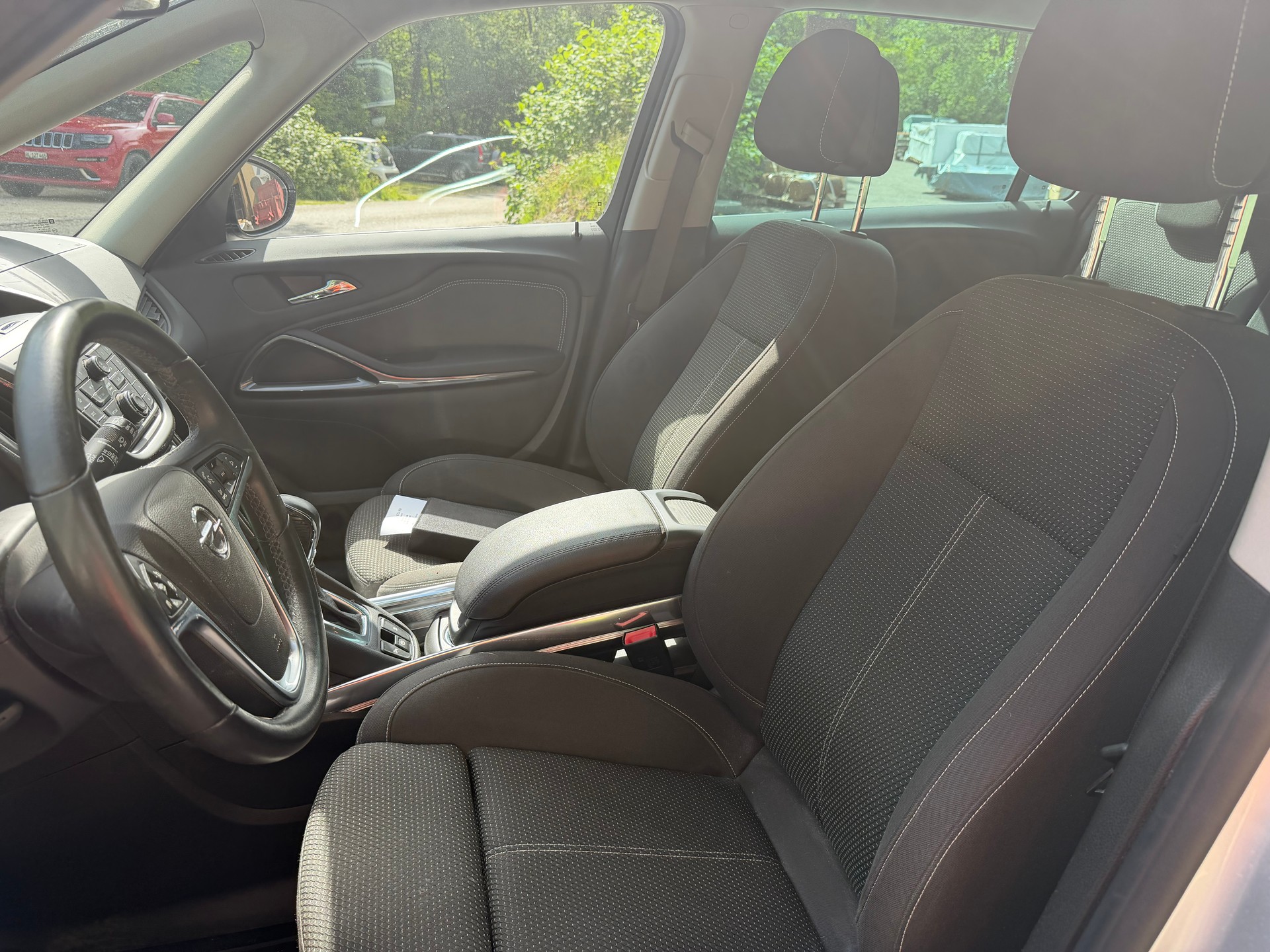 OPEL Zafira Tourer 2.0 CDTi Drive Automatic-image-9