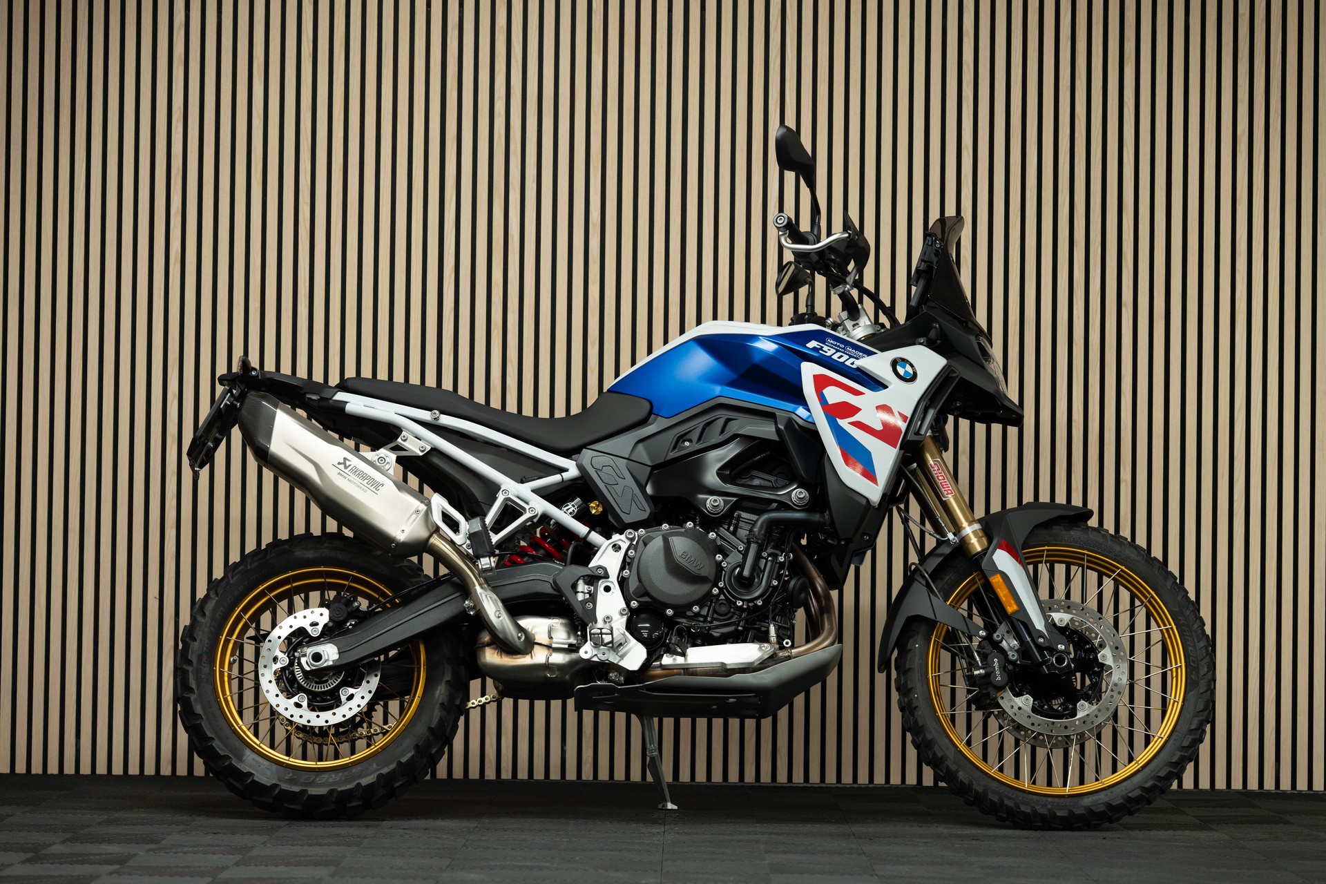 BMW F 900 GS mit Enduro-Paket PRO-image-0