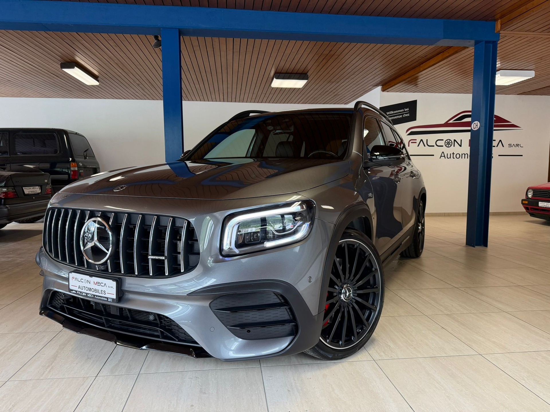 MERCEDES-BENZ GLB 35 AMG 4Matic 8G-Tronic-showroom-element-2