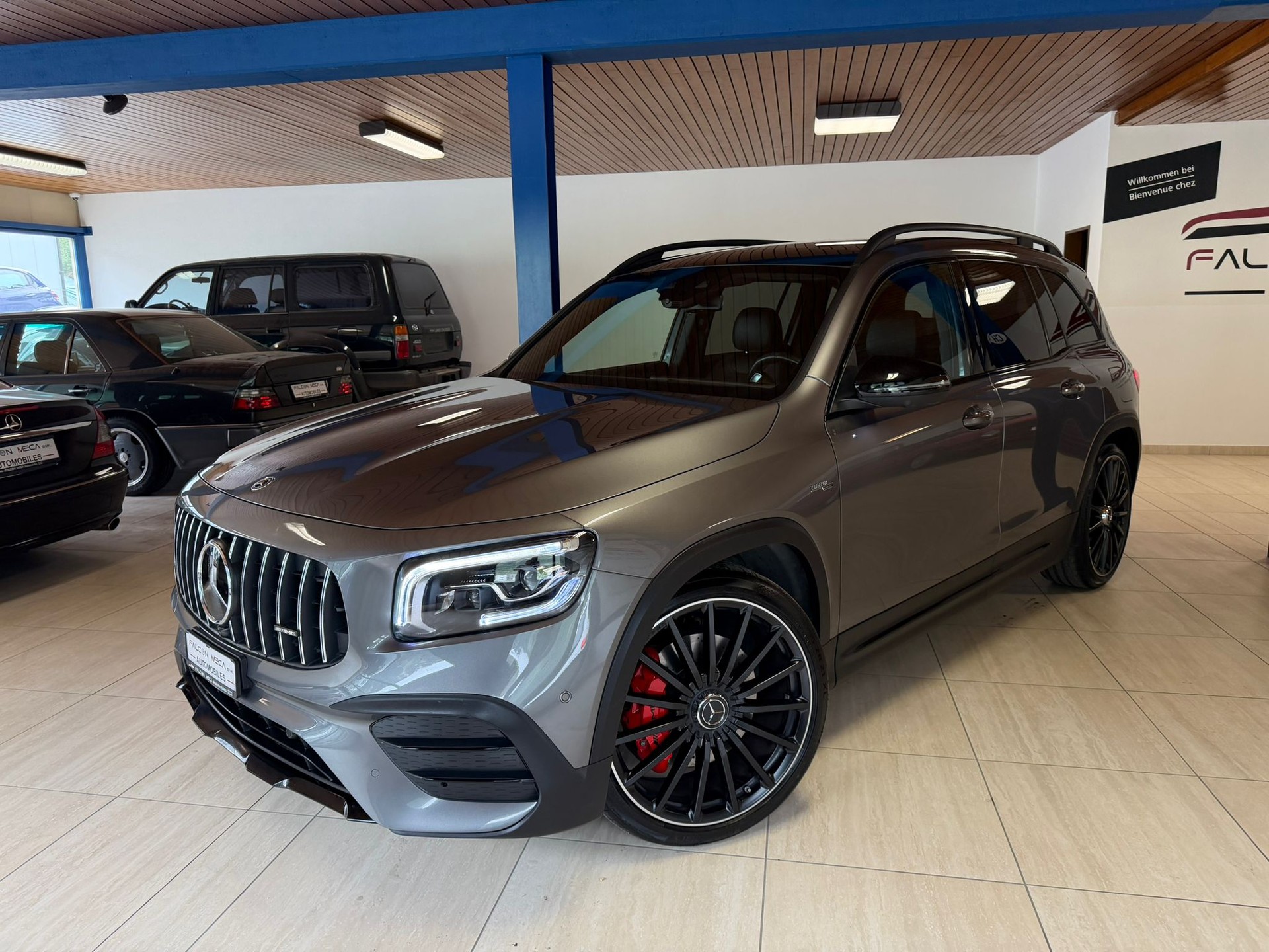 MERCEDES-BENZ GLB 35 AMG 4Matic 8G-Tronic-showroom-element-3