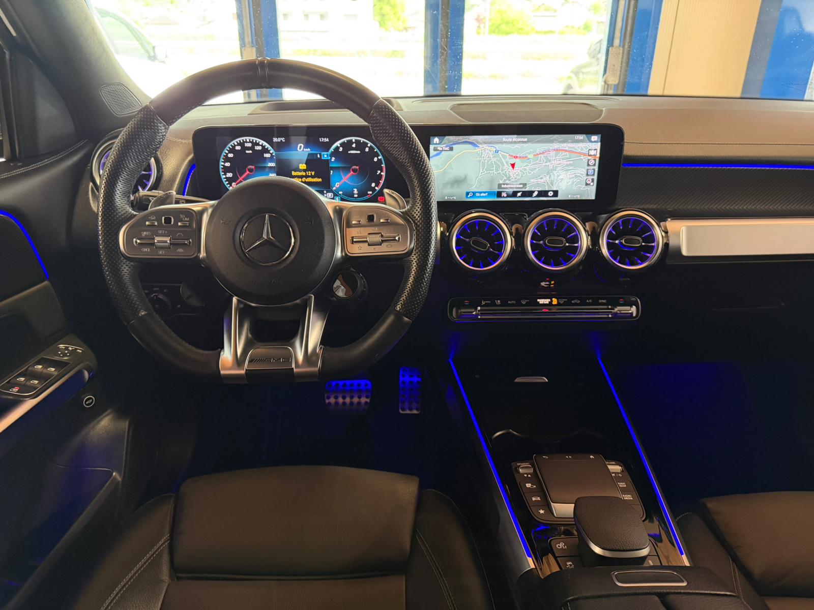 MERCEDES-BENZ GLB 35 AMG 4Matic 8G-Tronic-image-12
