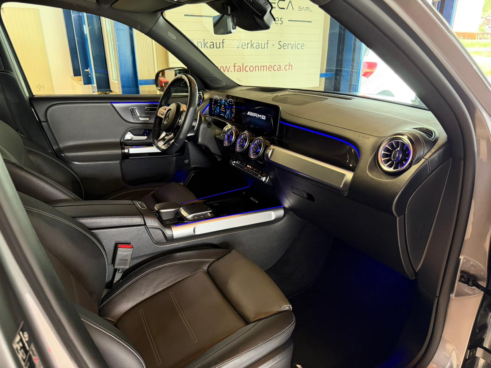 MERCEDES-BENZ GLB 35 AMG 4Matic 8G-Tronic-image-17