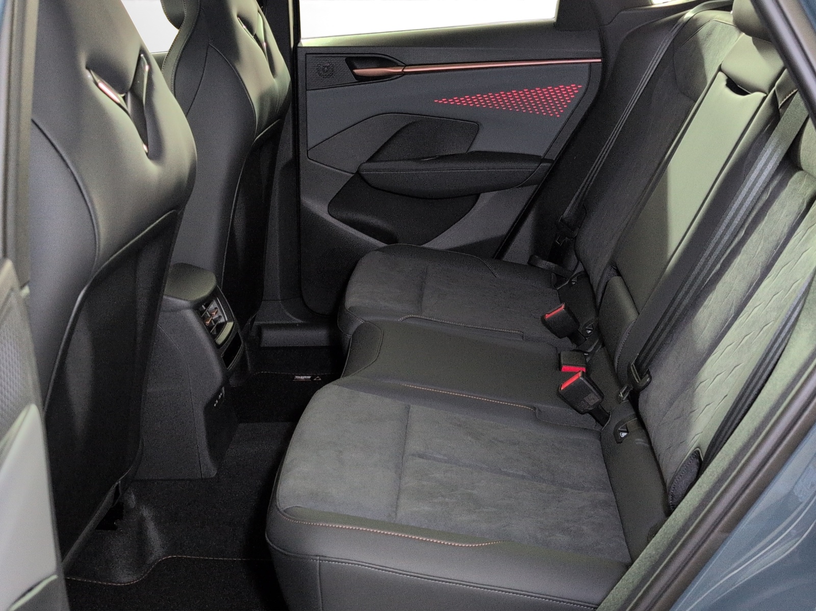 CUPRA Terramar 1.5 eTSI Prime Edition DSG-image-7