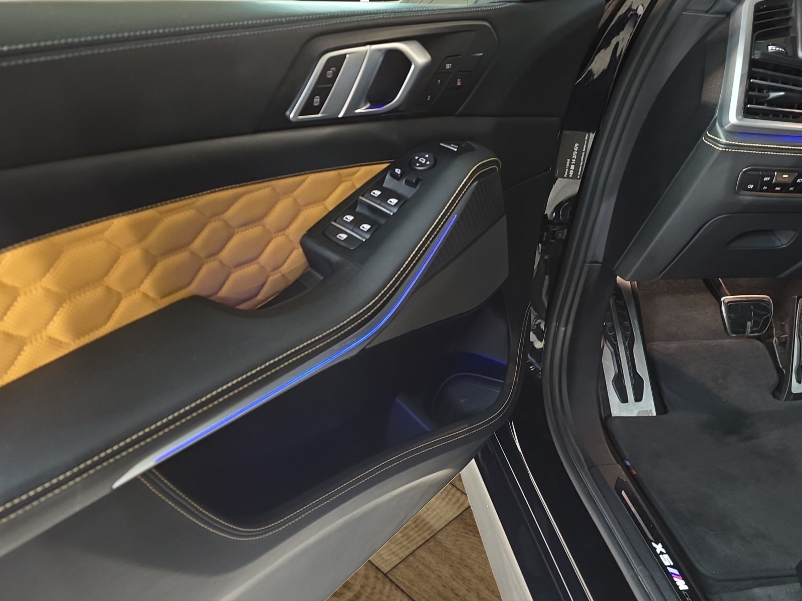 BMW X5M Competition Steptronic Competition-image-21