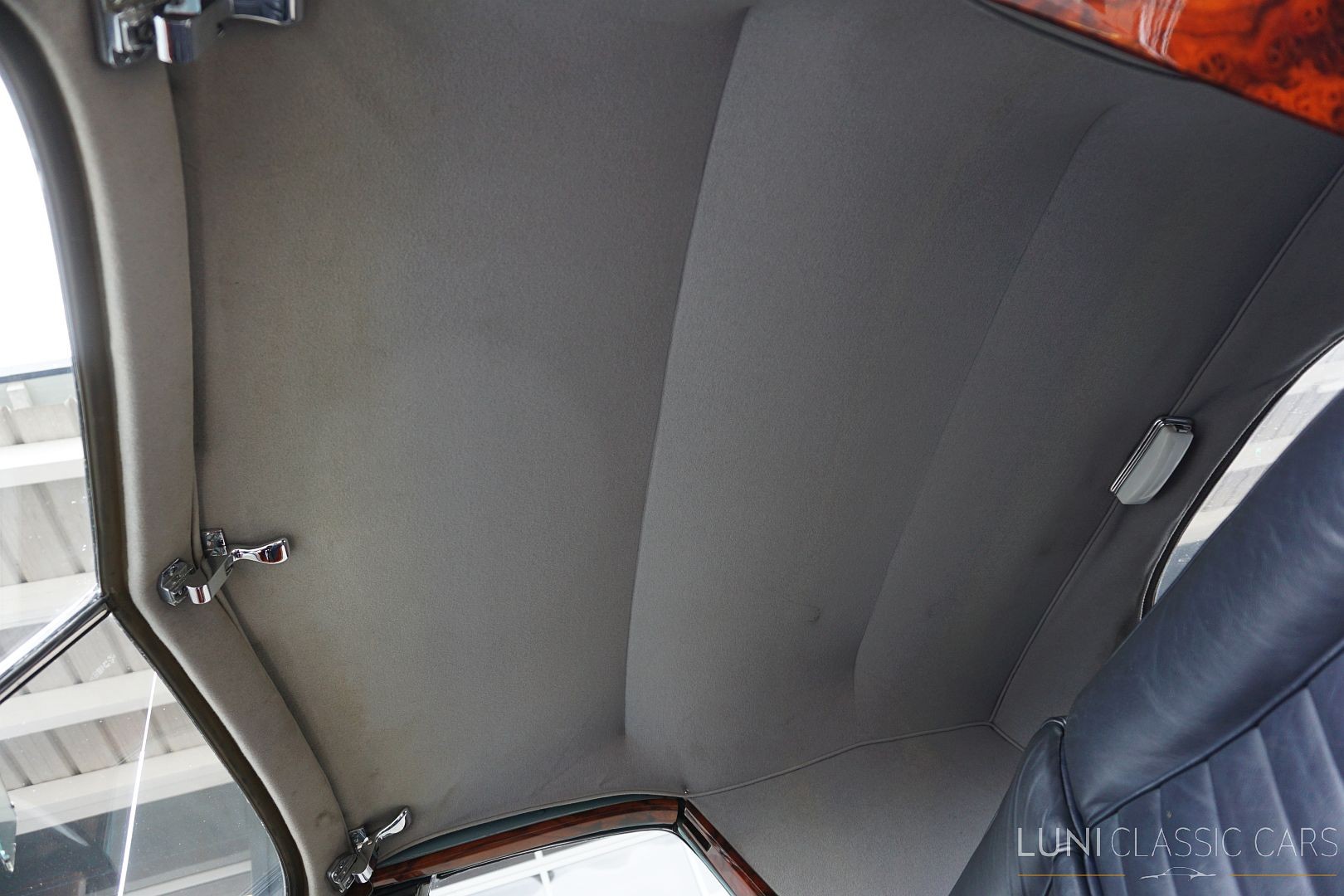 JAGUAR XK140 Drophead Coupé-image-13
