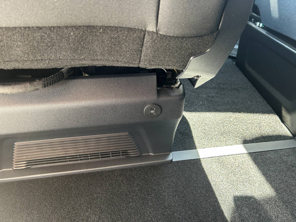 FORD Transit Custom Kombi 340 L1 2.5 Duratec 233 Limited PHEV-image-20