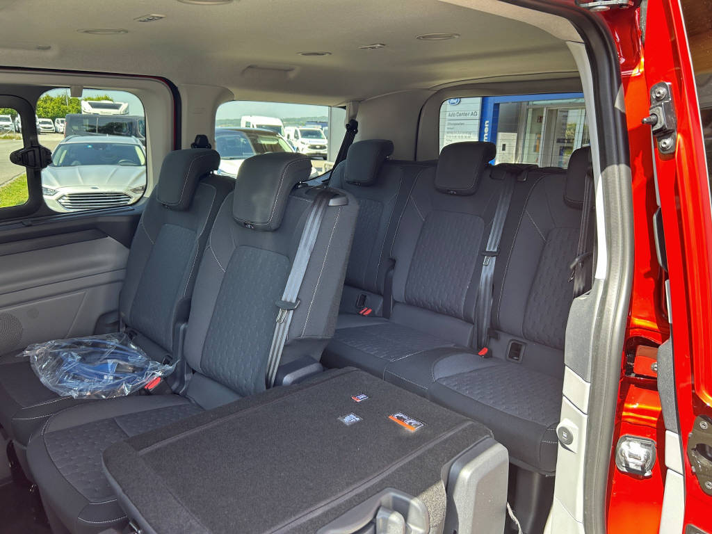 FORD Transit Custom Kombi 340 L1 2.5 Duratec 233 Limited PHEV-image-18