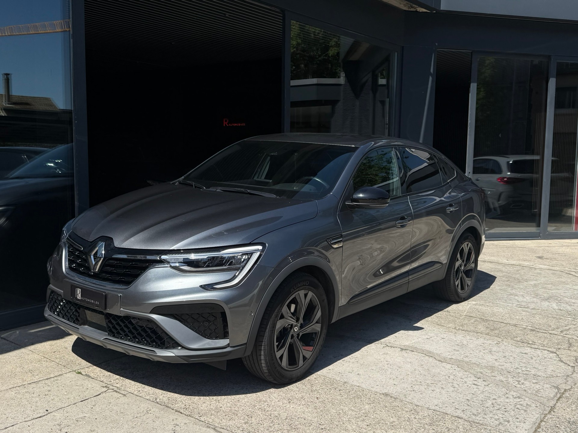 RENAULT Arkana 1.6 E-Tech R.S.Line-image-12