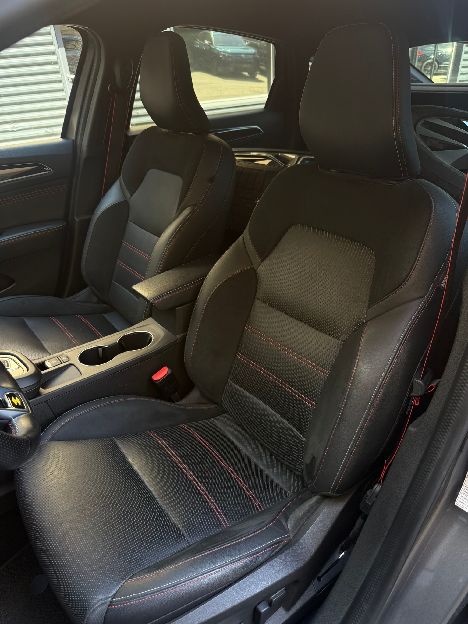 RENAULT Arkana 1.6 E-Tech R.S.Line-image-8