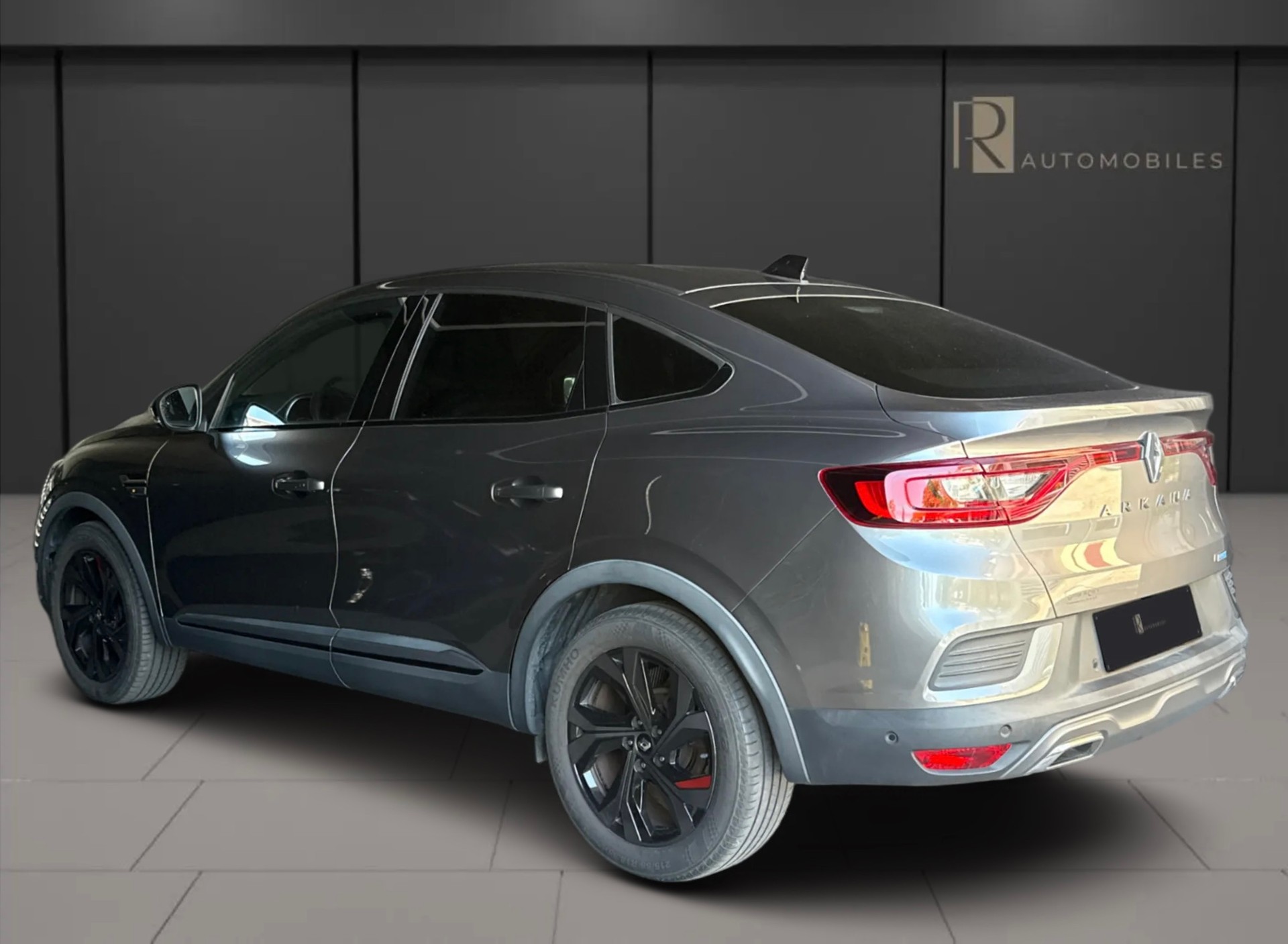 RENAULT Arkana 1.6 E-Tech R.S.Line-image-4