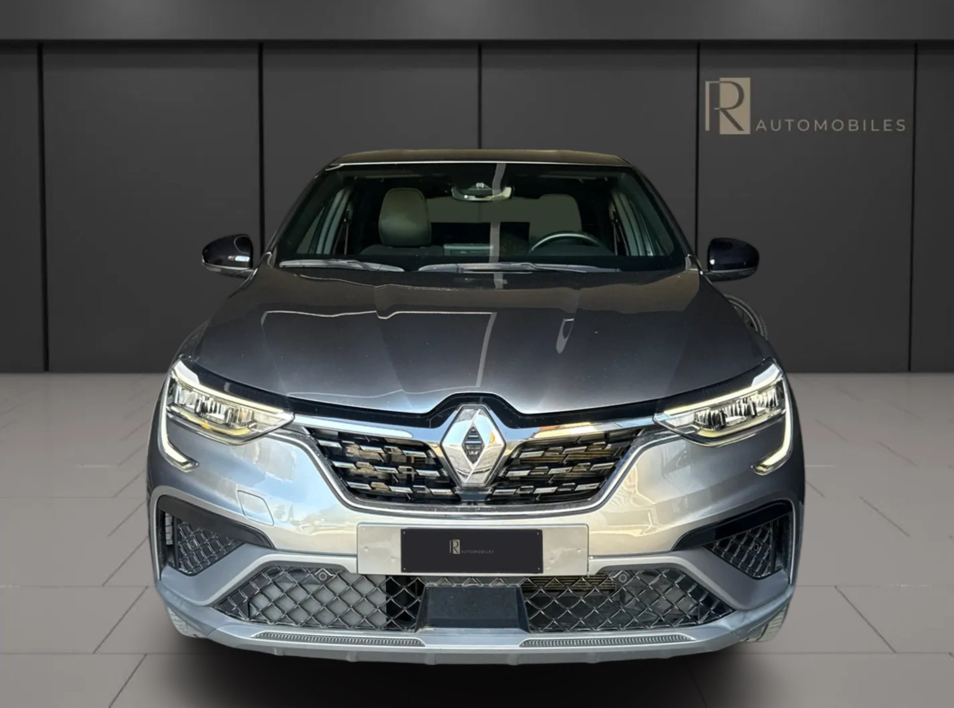 RENAULT Arkana 1.6 E-Tech R.S.Line-showroom-element-1