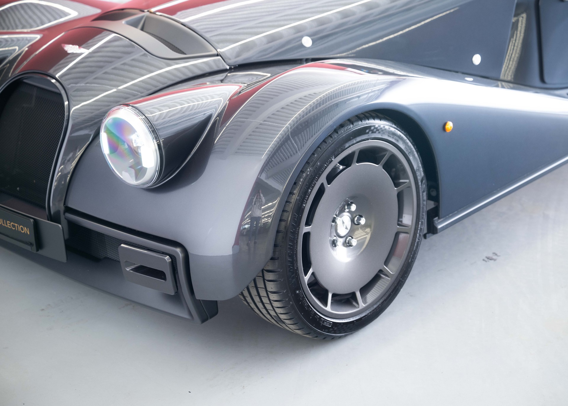 MORGAN Supersport 3.0 Bespoke (Swiss new car, Dark Silver metallic paint, 30-month factory warranty)-image-13