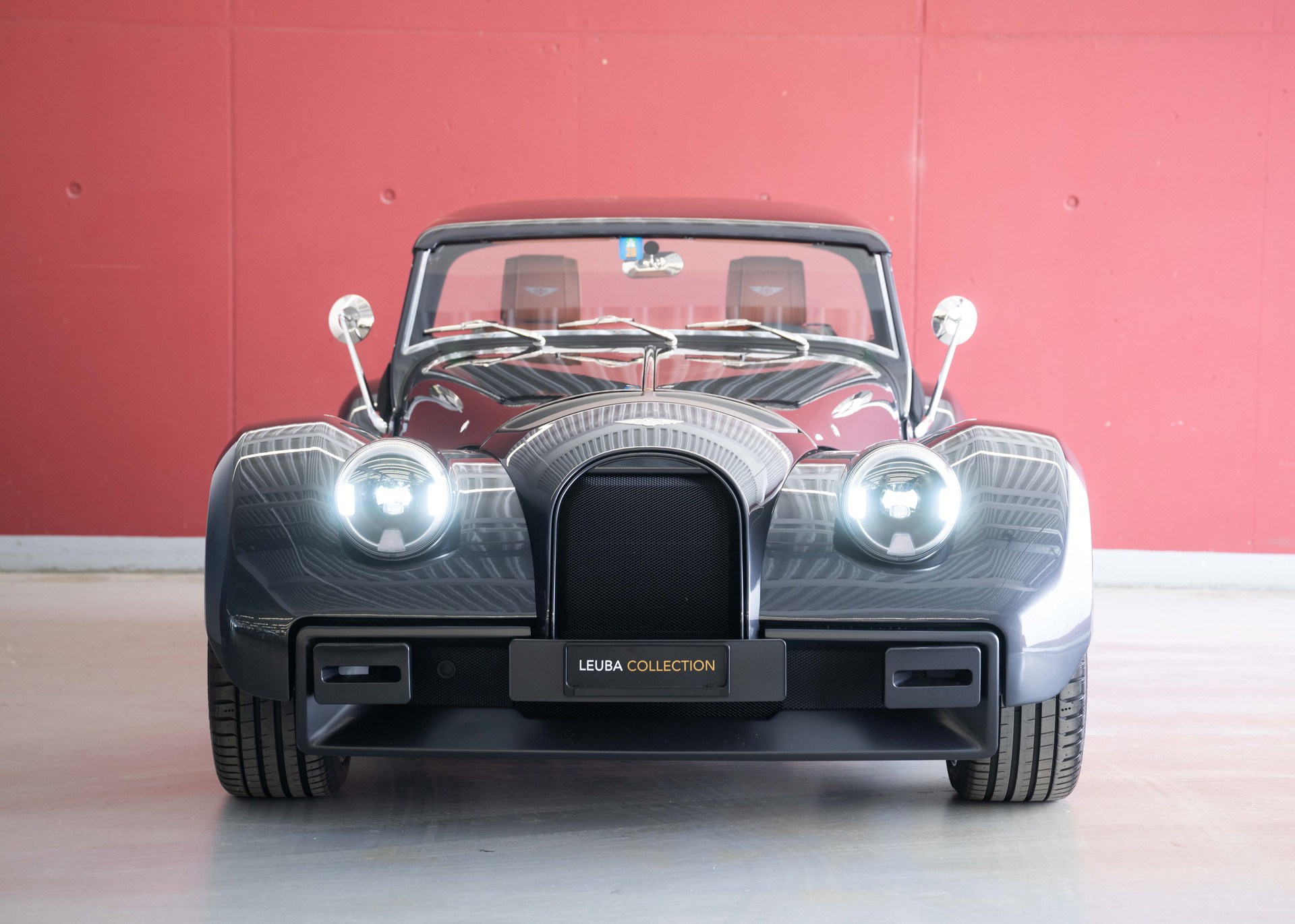 MORGAN Supersport 3.0 Bespoke (Swiss new car, Dark Silver metallic paint, 30-month factory warranty)-showroom-element-2